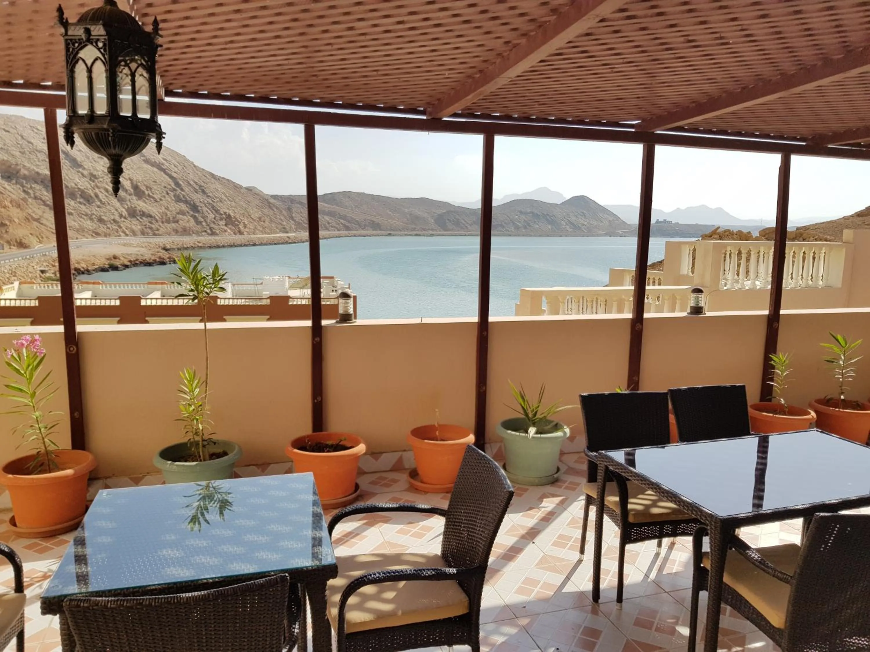 Restaurant/places to eat in Al Ayjah Plaza Hotel