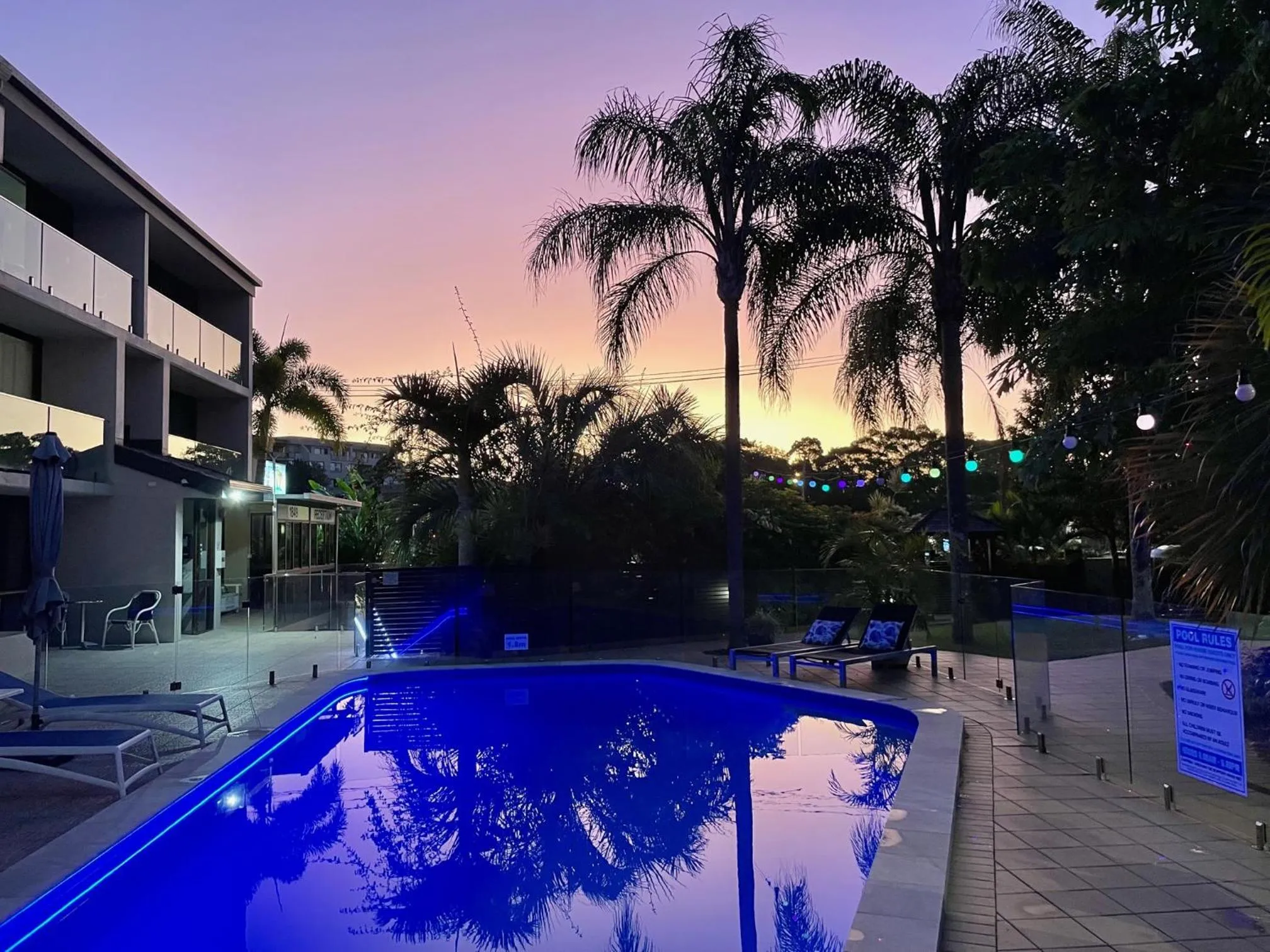 Property building in Burleigh Palms Holiday Apartments