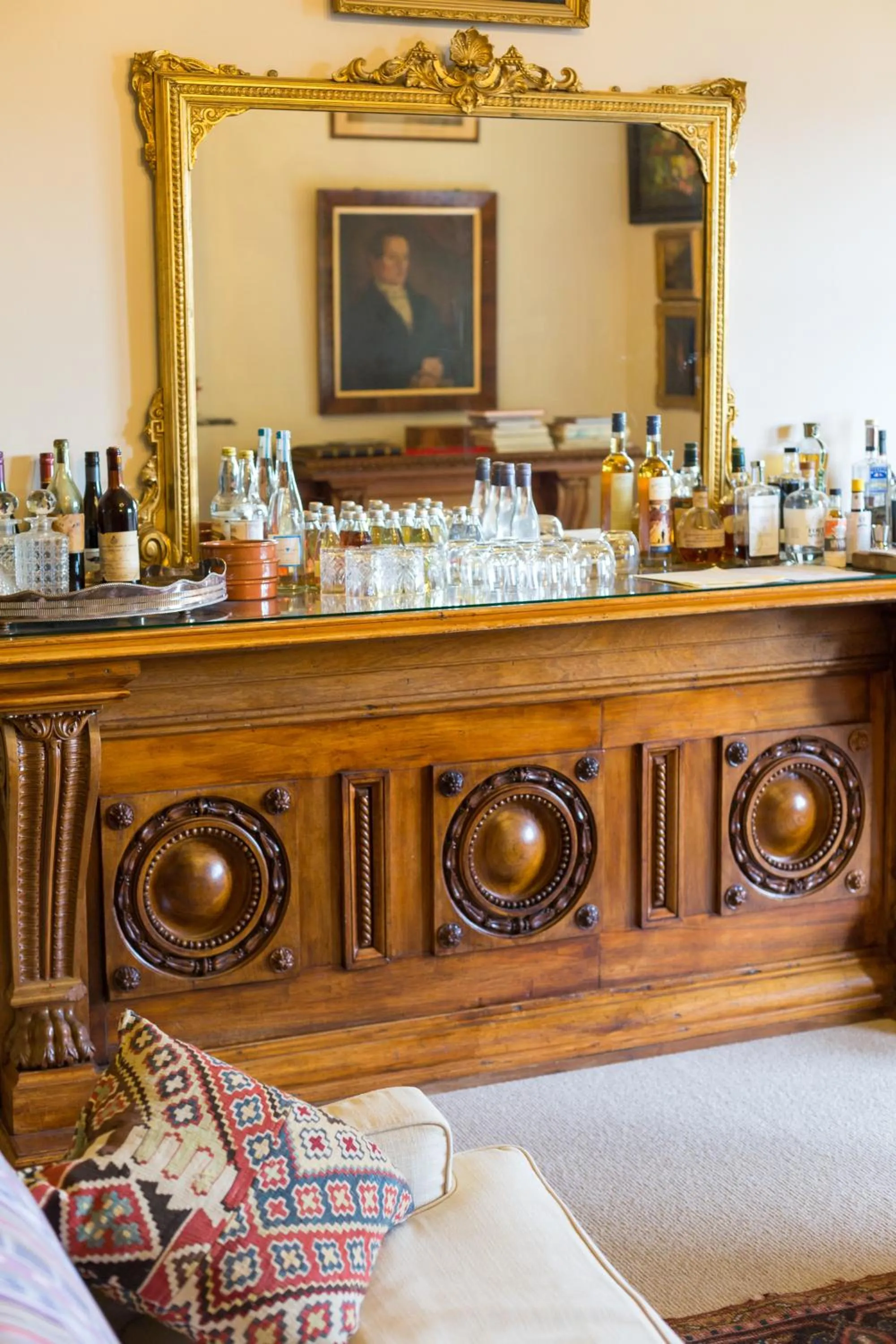 Lounge or bar in The Corinda Collection