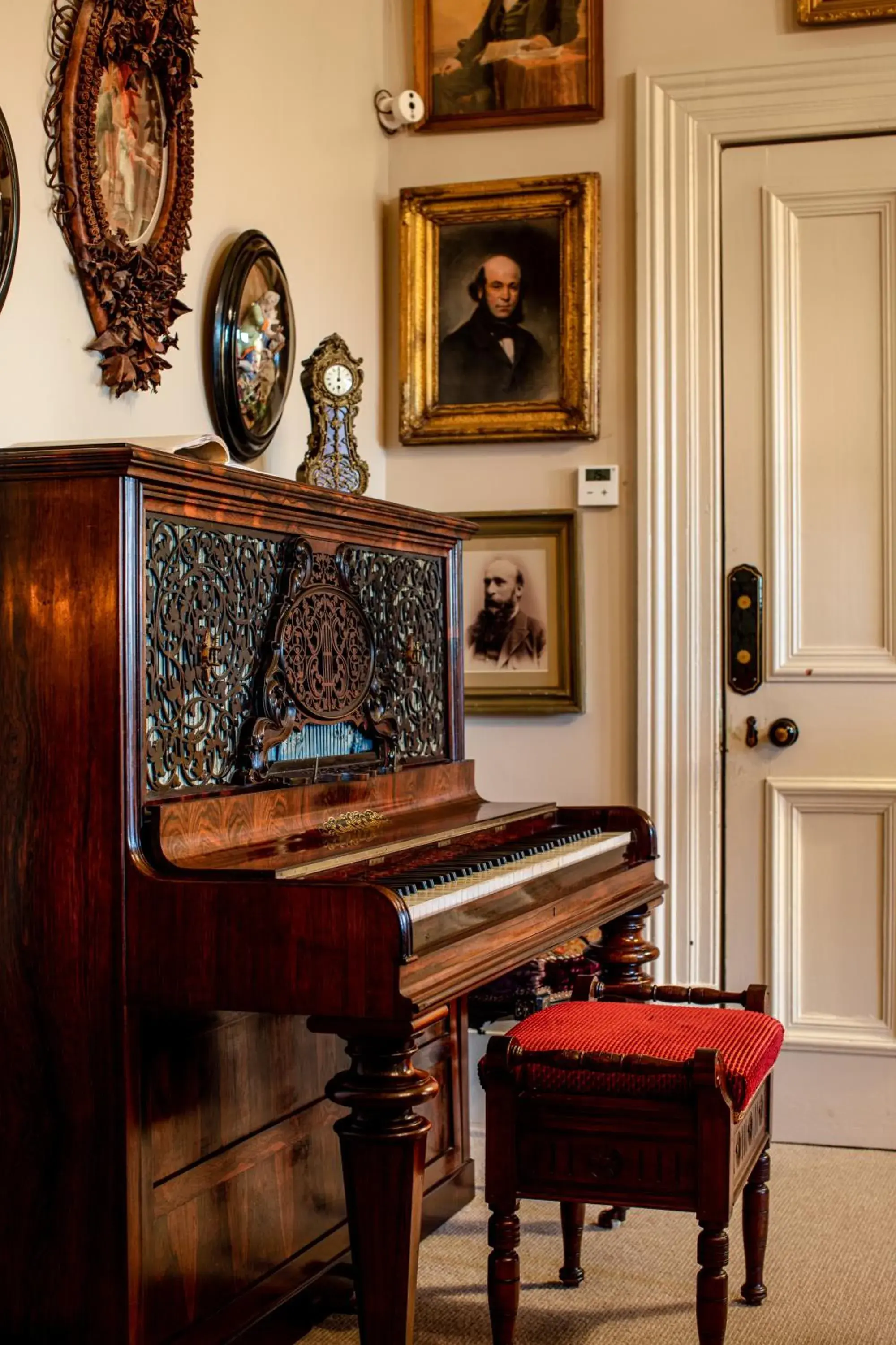 Lounge or bar in The Corinda Collection Lounge or bar in The Corinda Collection