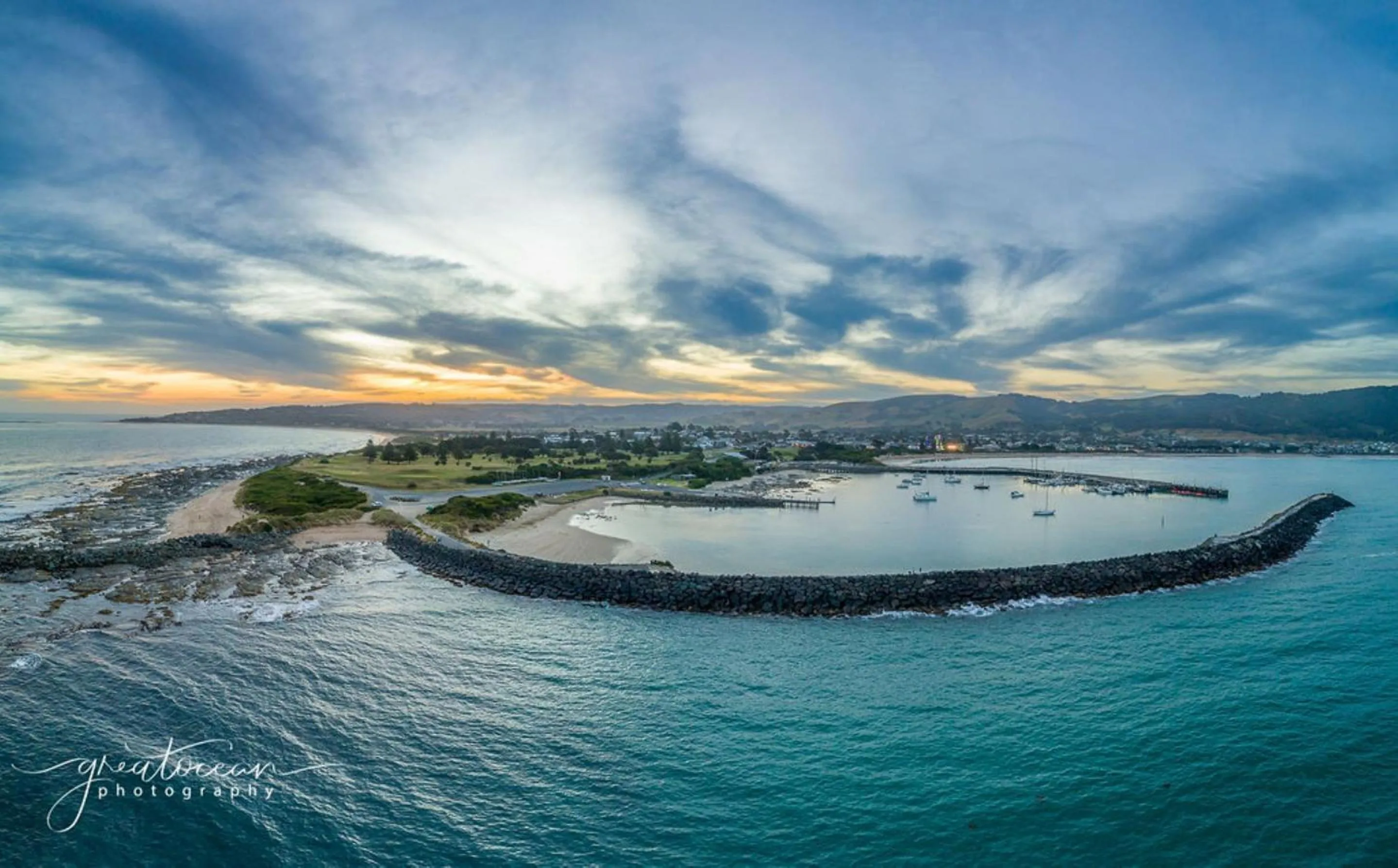 Beach in Apollo Bay Motel & Apartments