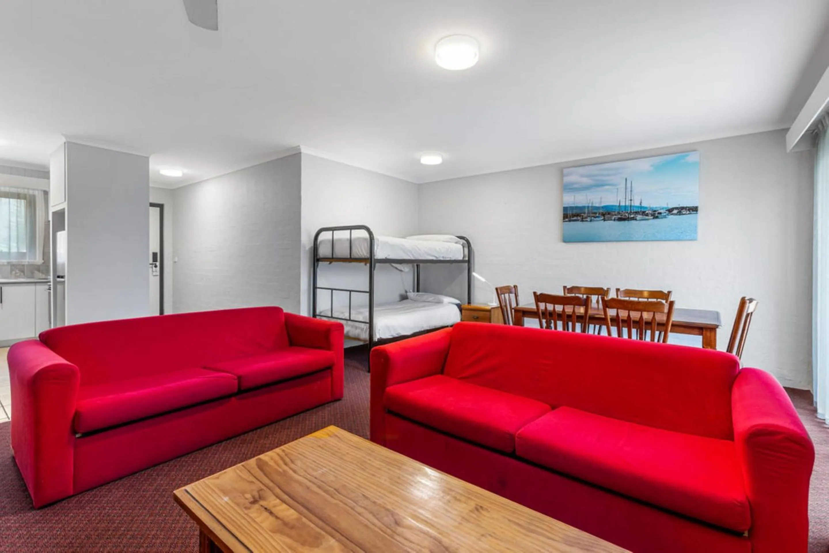 Seating area in Apollo Bay Motel & Apartments