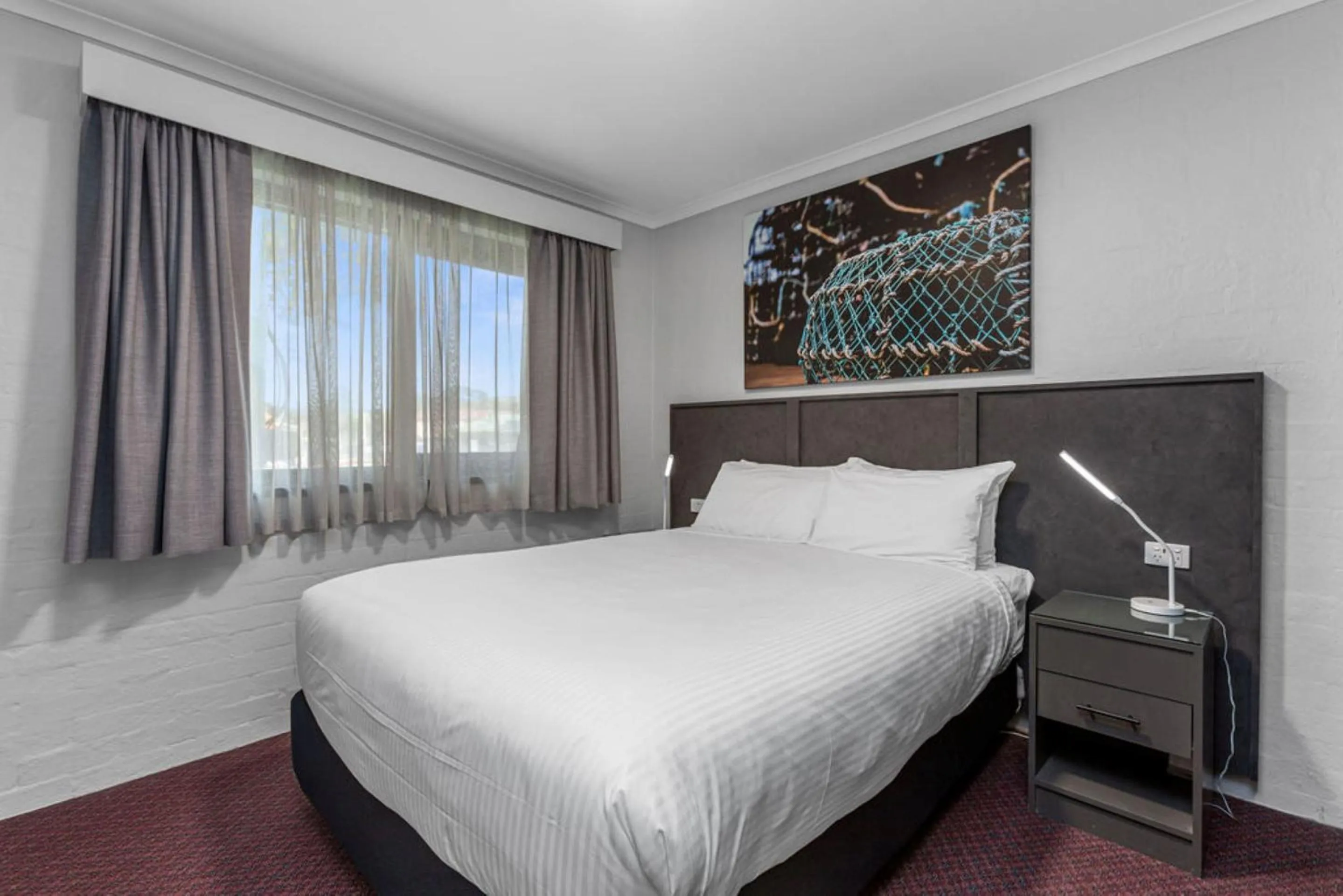 Bedroom, Bed in Apollo Bay Motel & Apartments