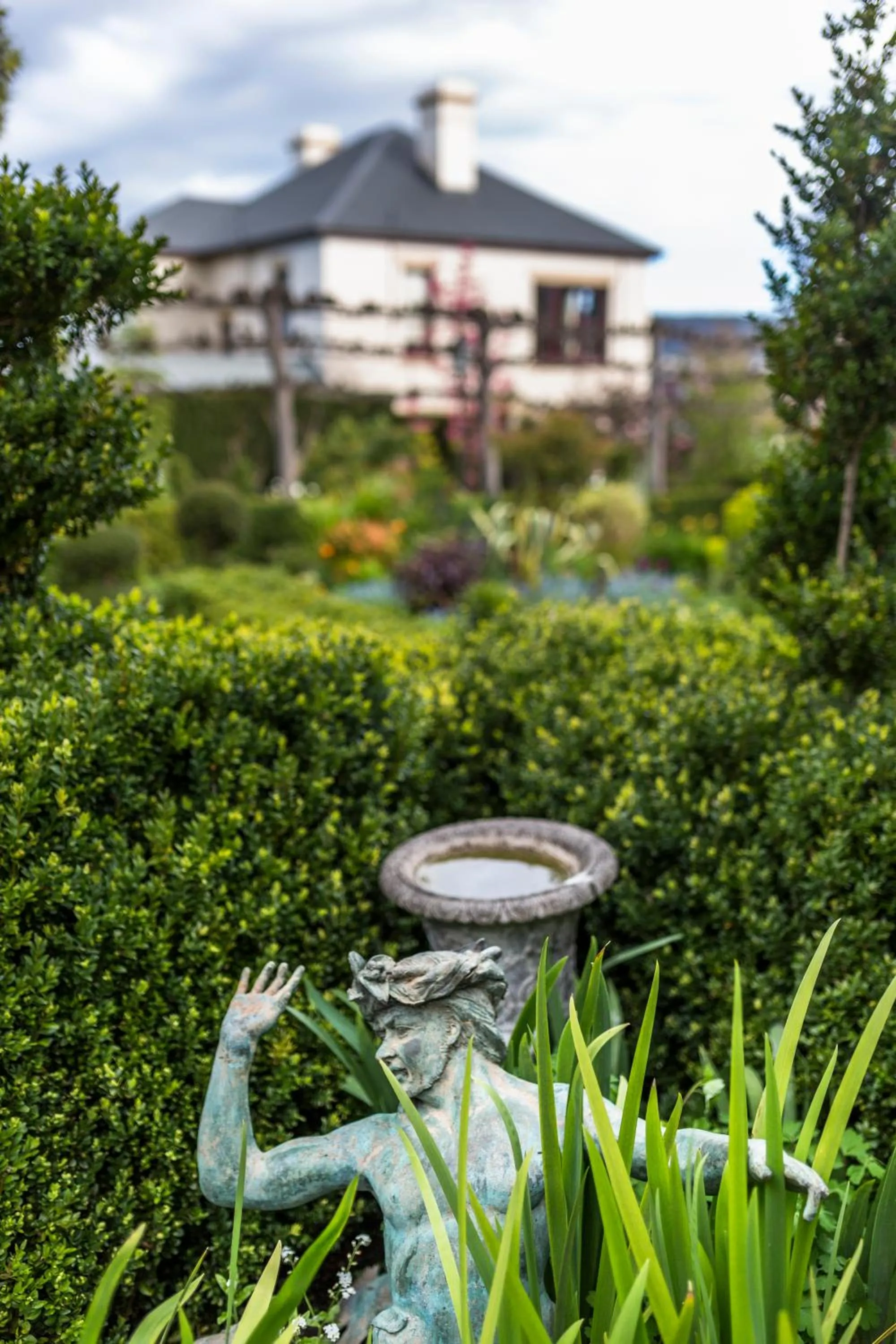 Decorative detail in Corinda Contemporary