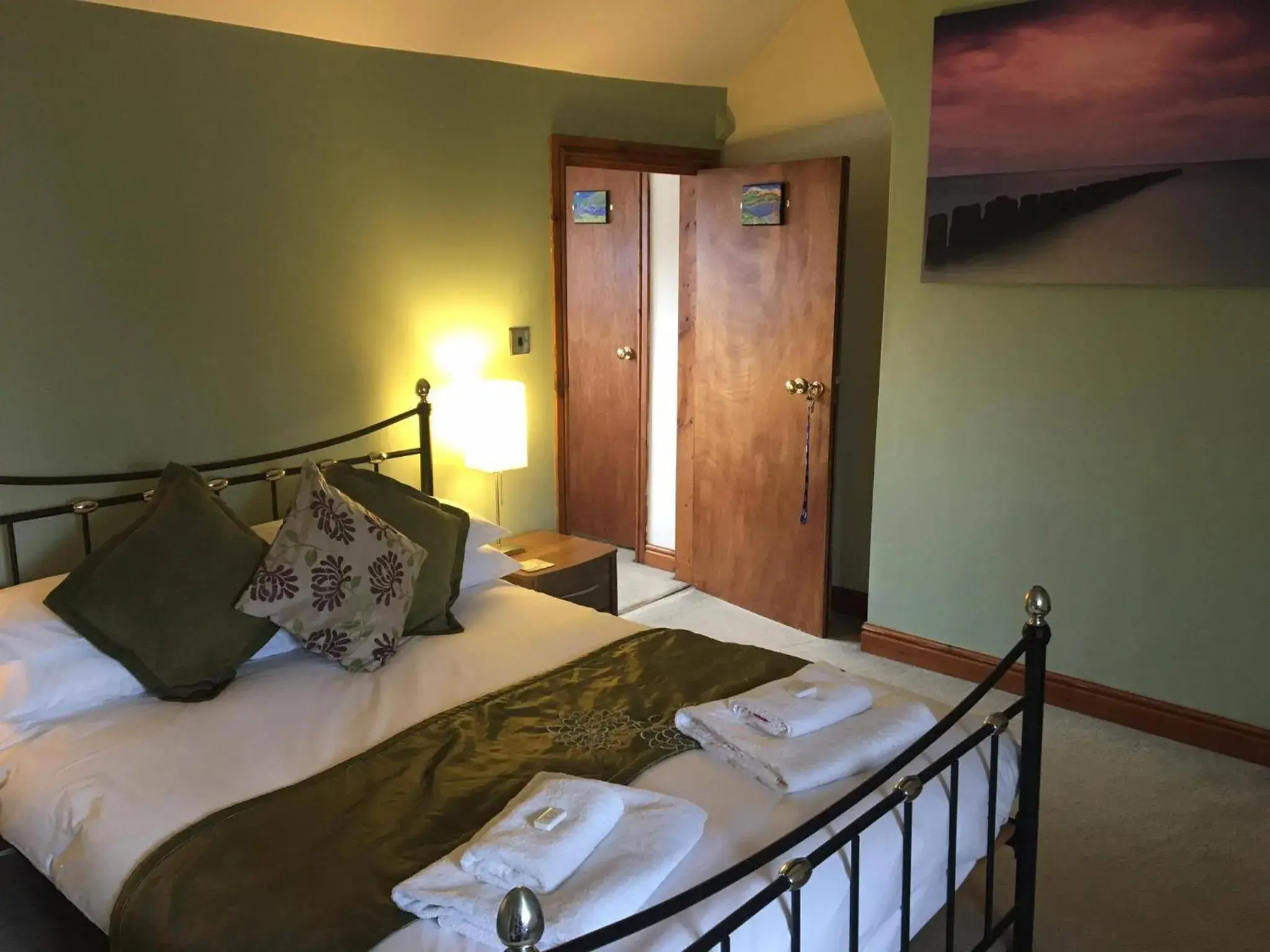 Double Ensuite - single occupancy in Ty Morgan's Double Ensuite - single occupancy in Ty Morgan's