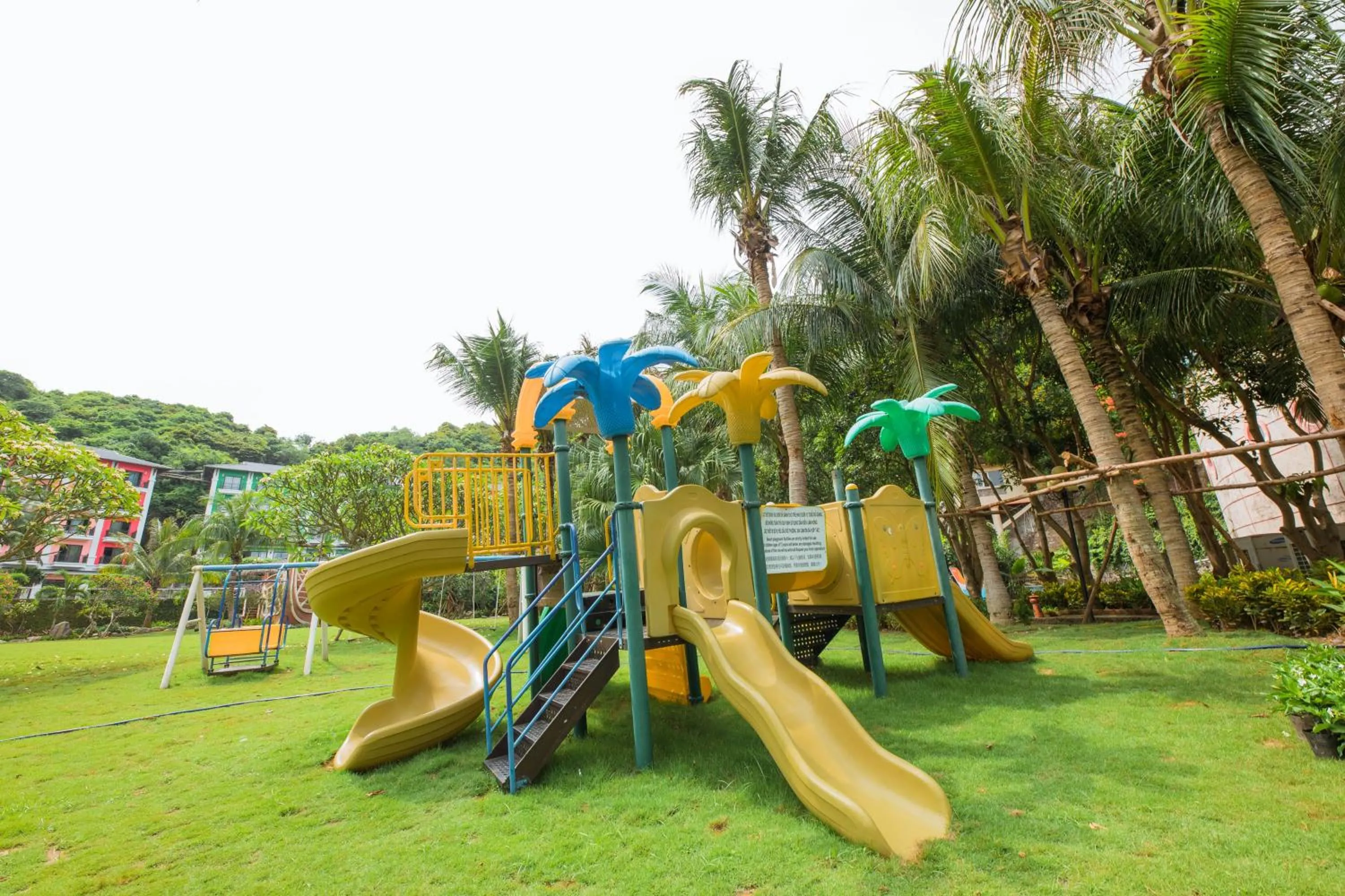 Garden in The May Legend Catba