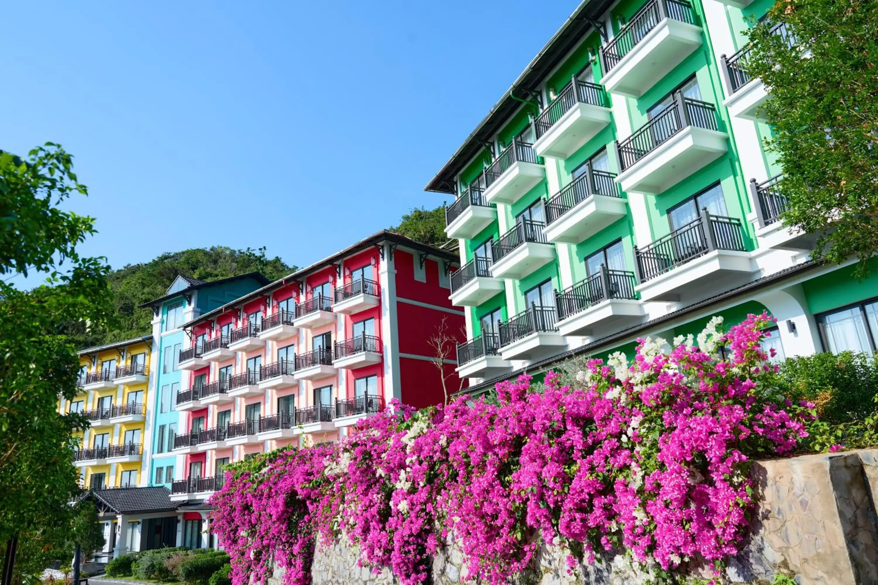 Property building in The May Legend Catba Property building in The May Legend Catba