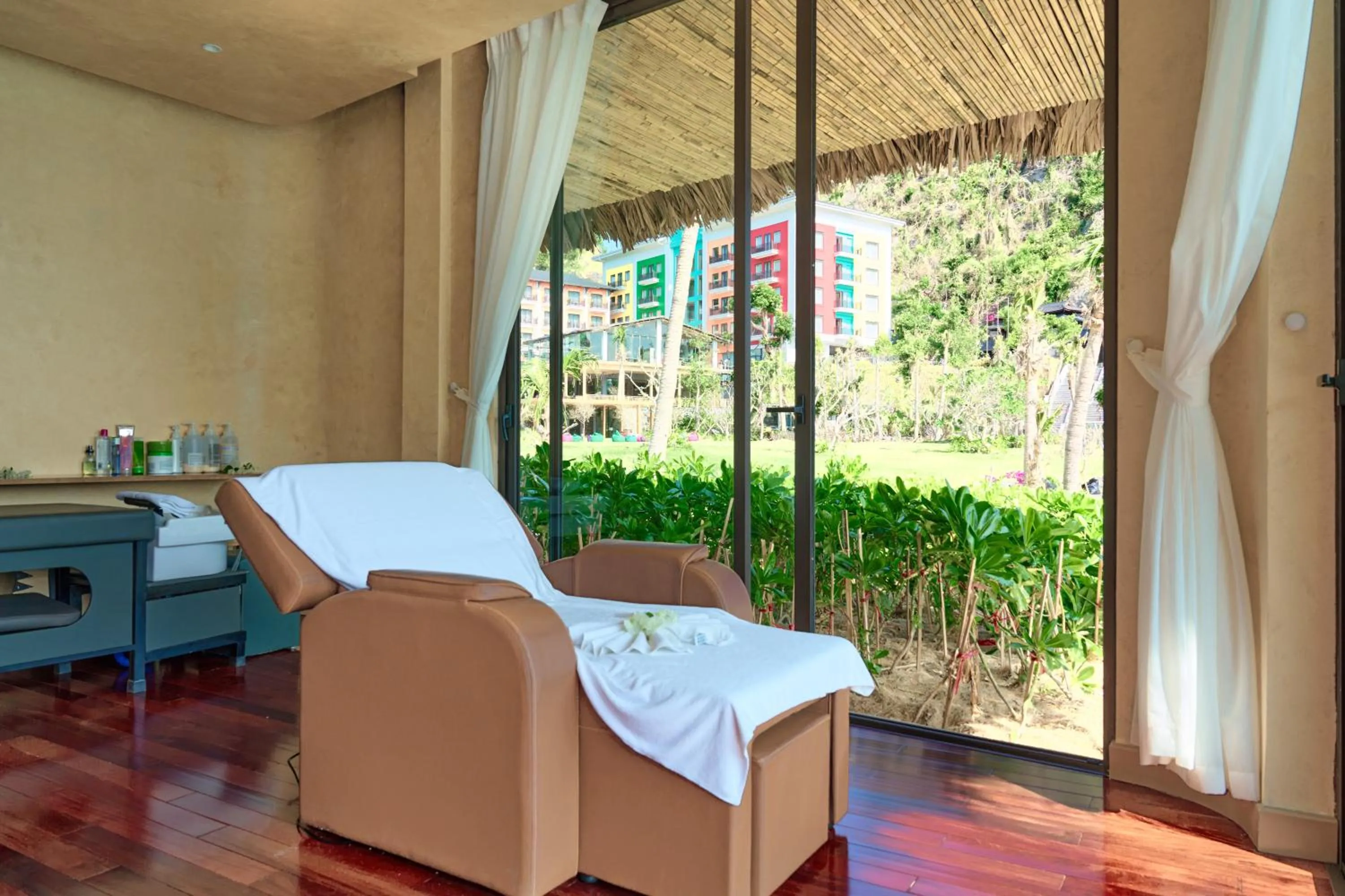 Spa and wellness centre/facilities in The May Legend Catba