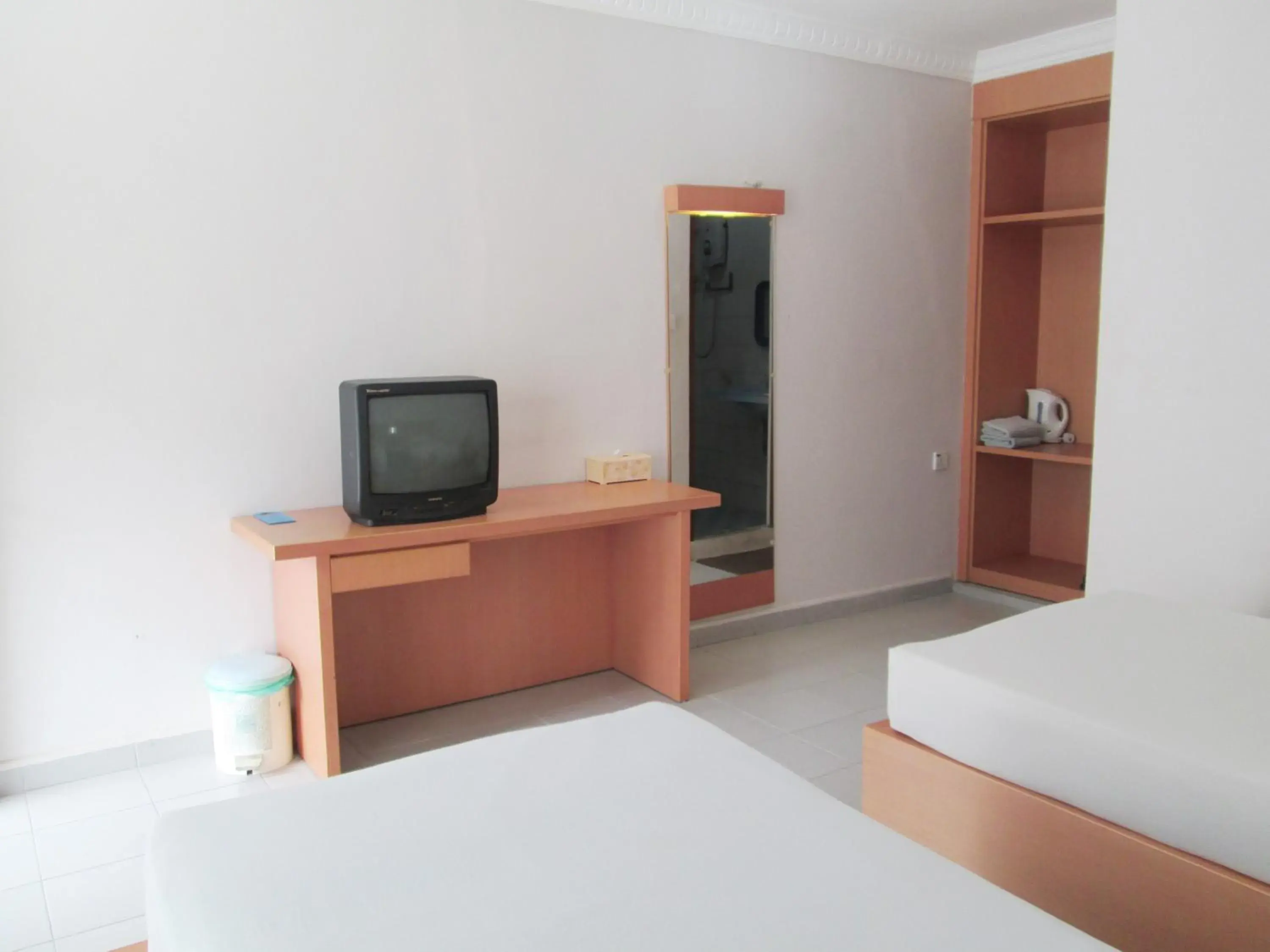 TV and multimedia, Bed in Pelangi Hotel & Resort TV and multimedia, Bed in Pelangi Hotel & Resort