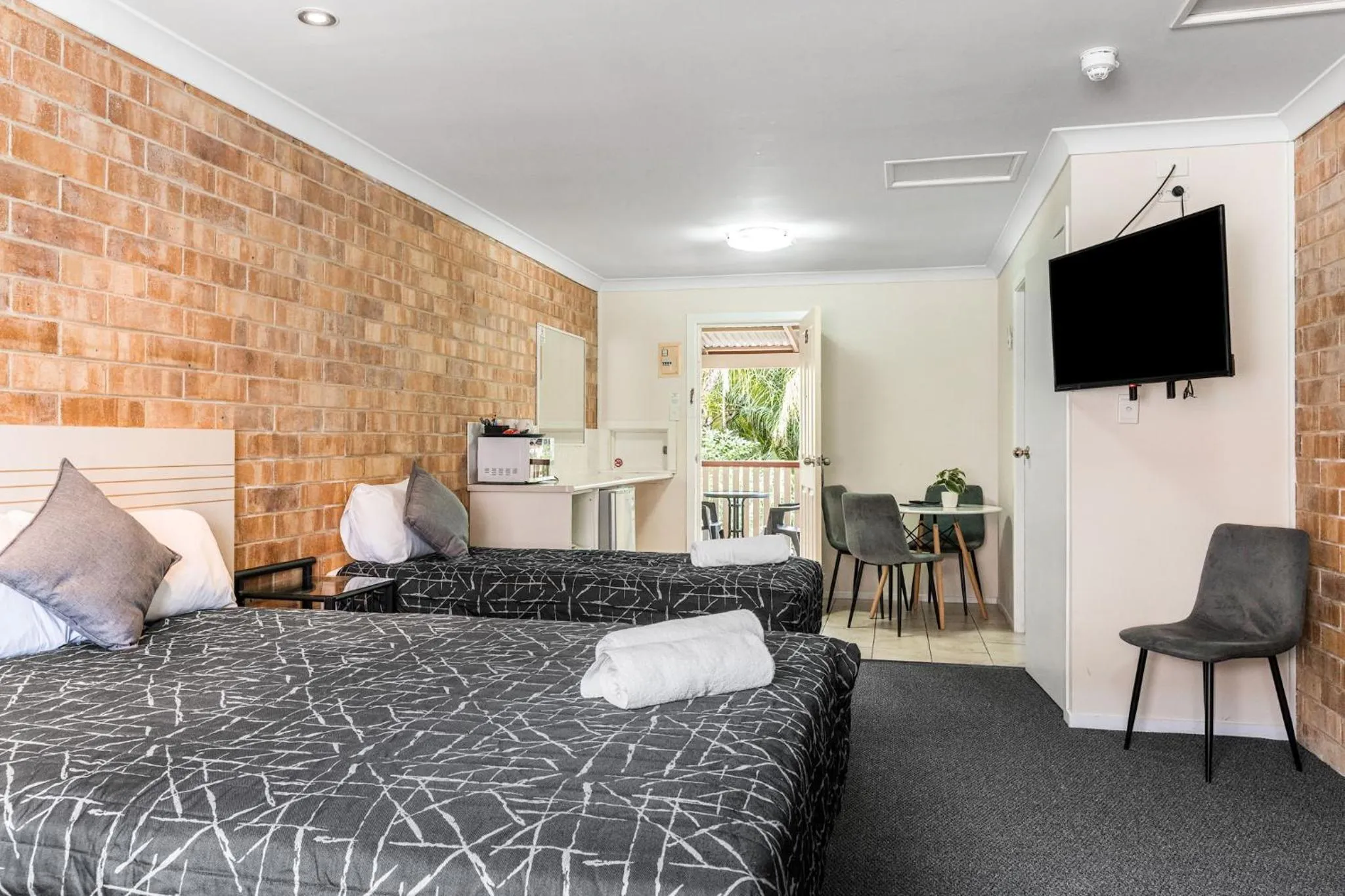 Bed in Lismore Wilson Motel