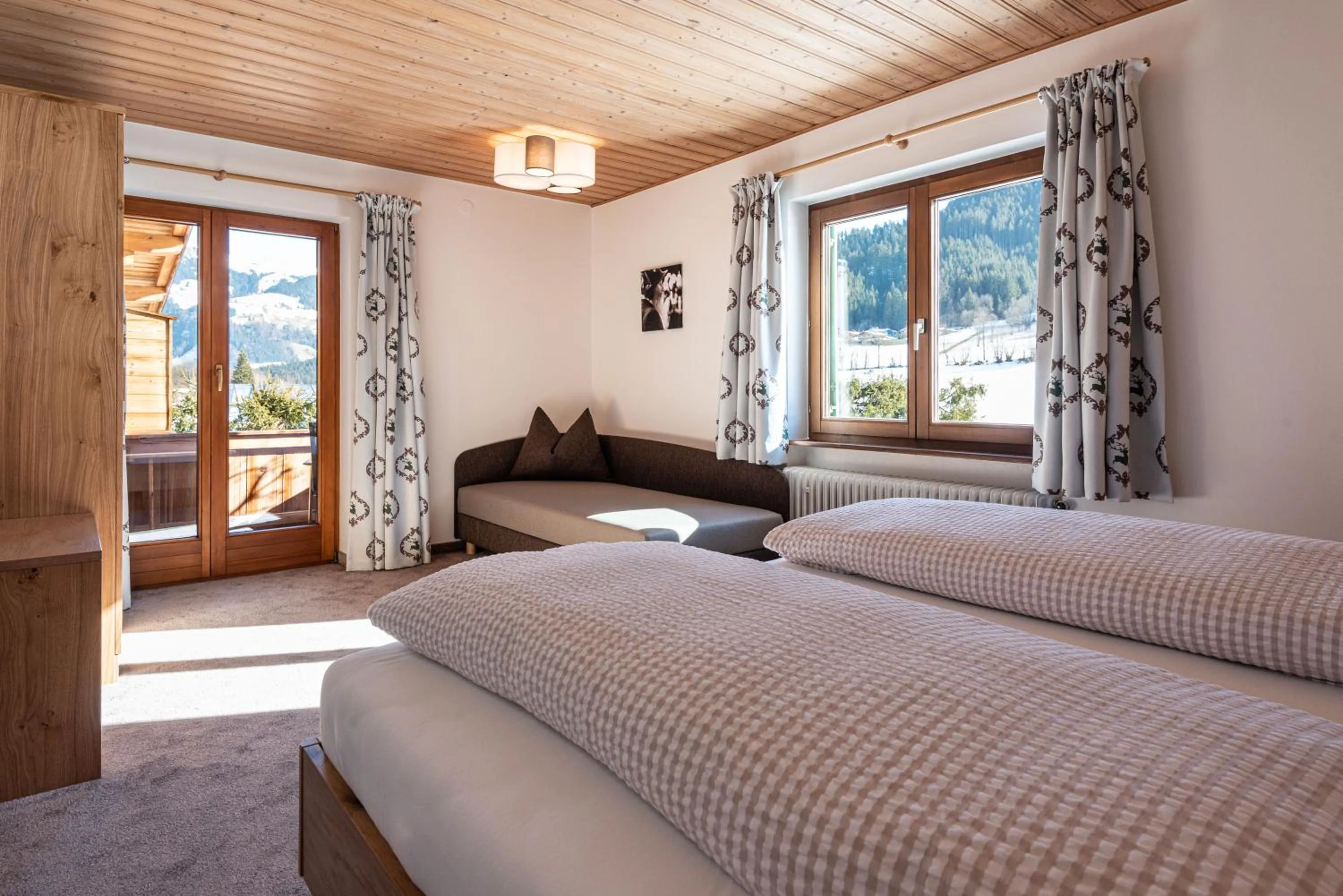 Bedroom, Bed in Apartments Foidl