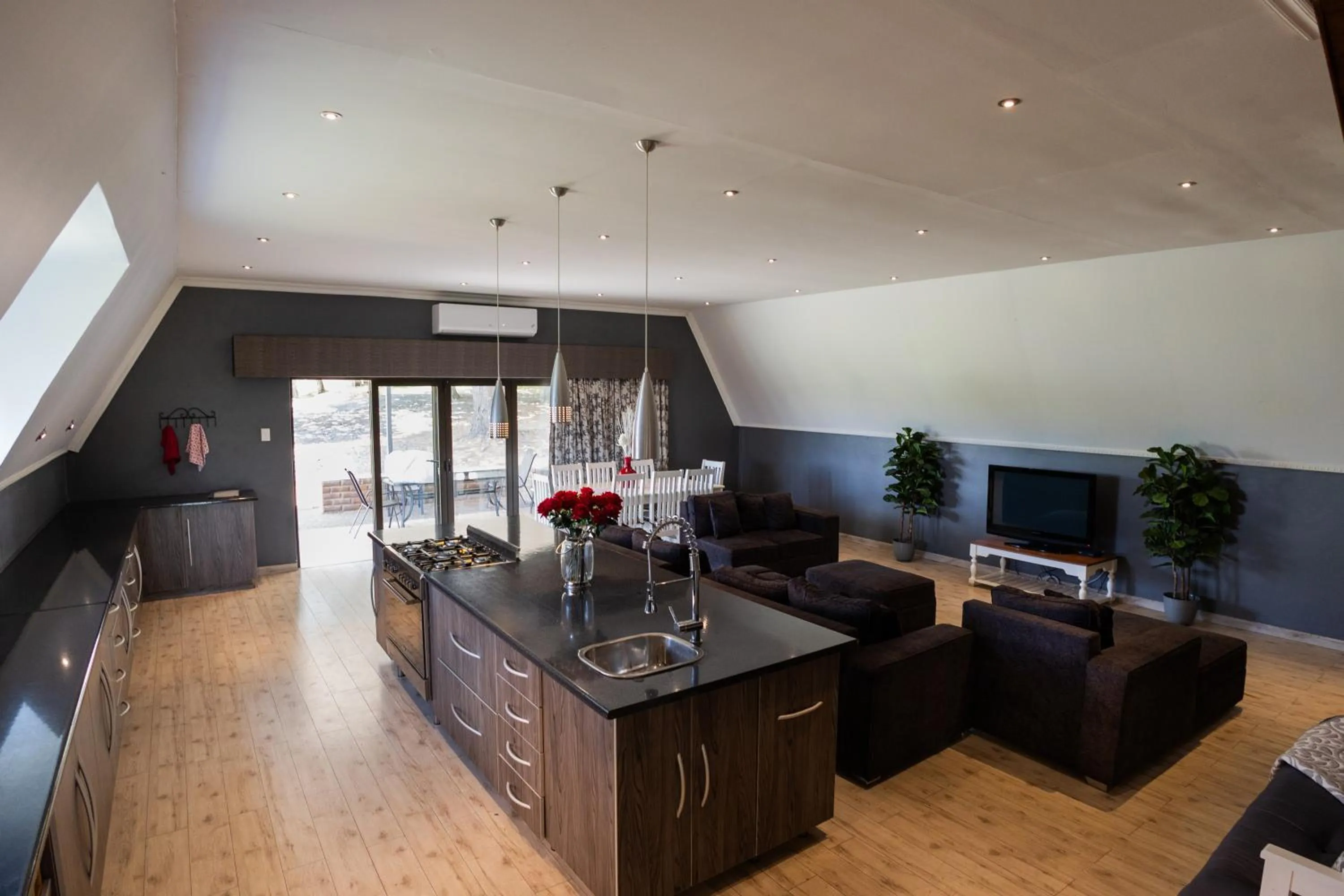 Kitchen or kitchenette in Lavender Hill Country Estate and Wedding Venue