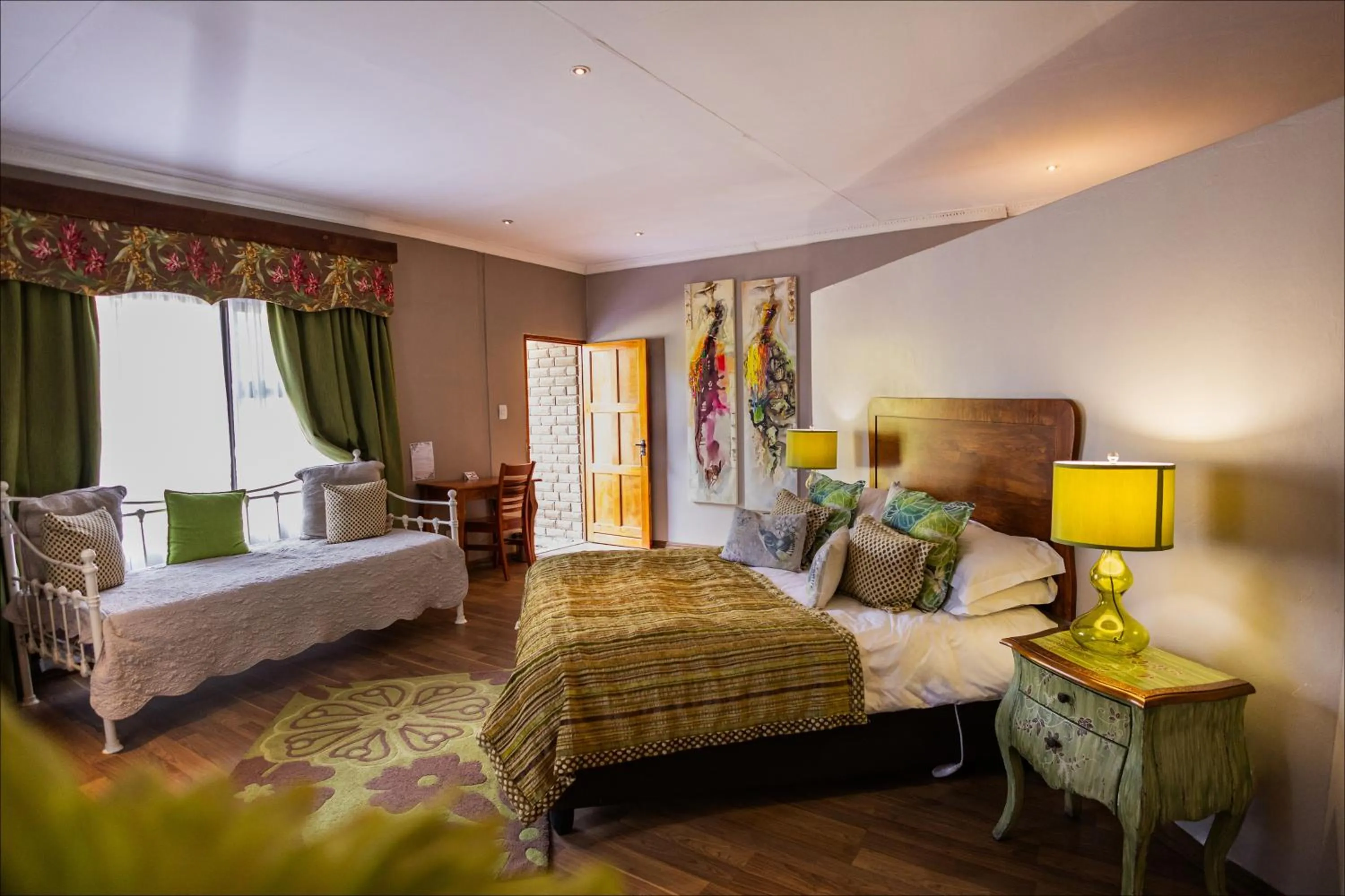 Bedroom, Bed in Lavender Hill Country Estate and Wedding Venue