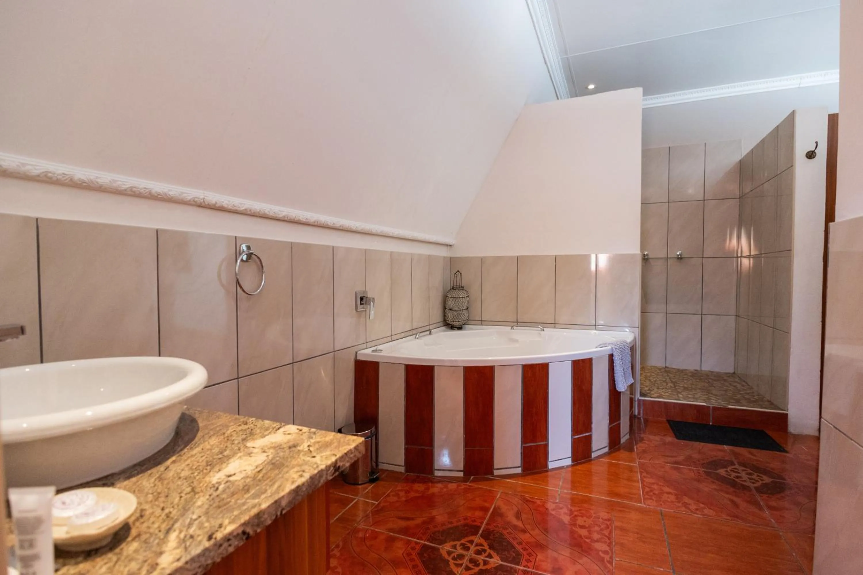 Bathroom in Lavender Hill Country Estate and Wedding Venue
