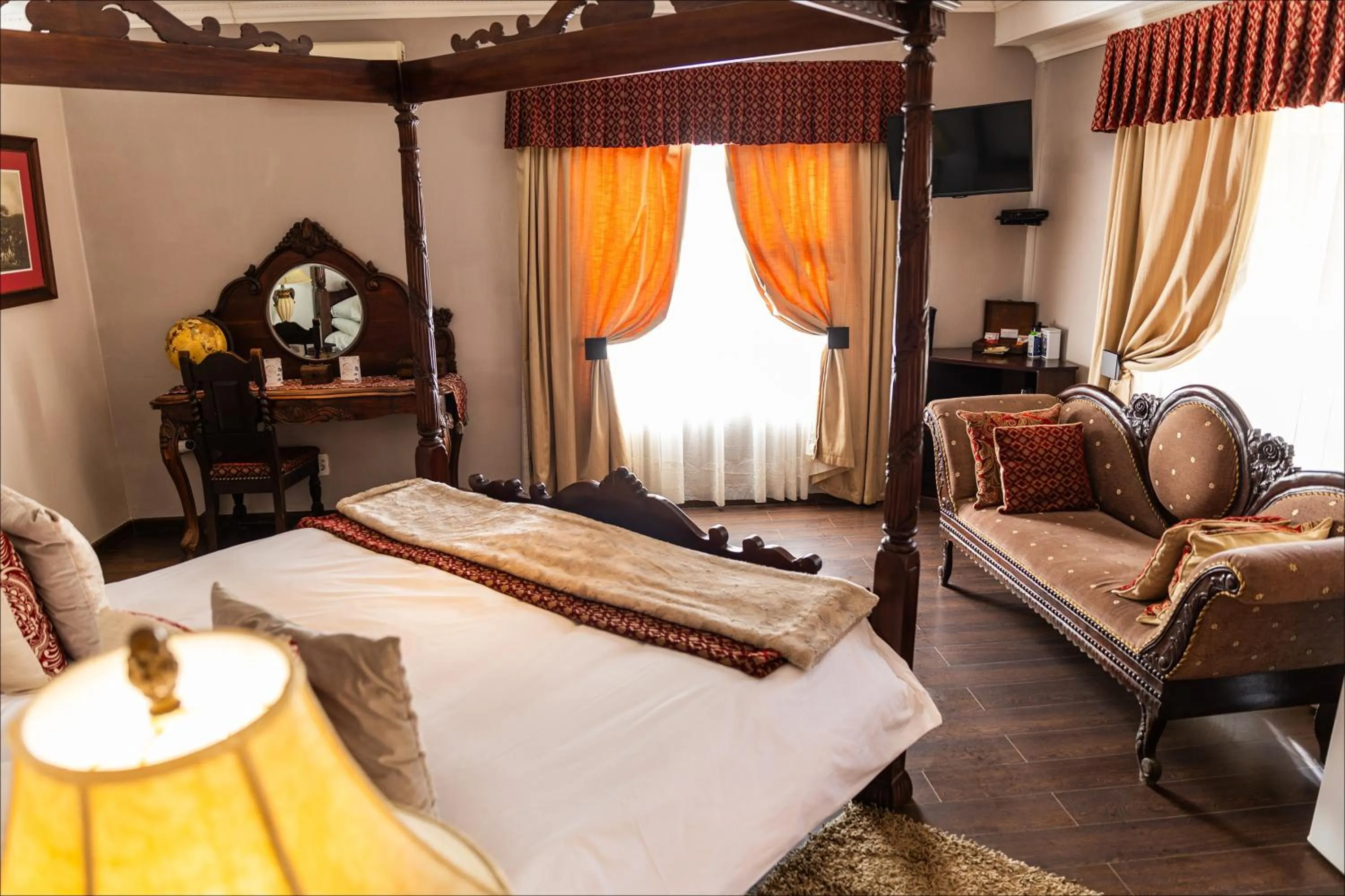 Bedroom, Bed in Lavender Hill Country Estate and Wedding Venue