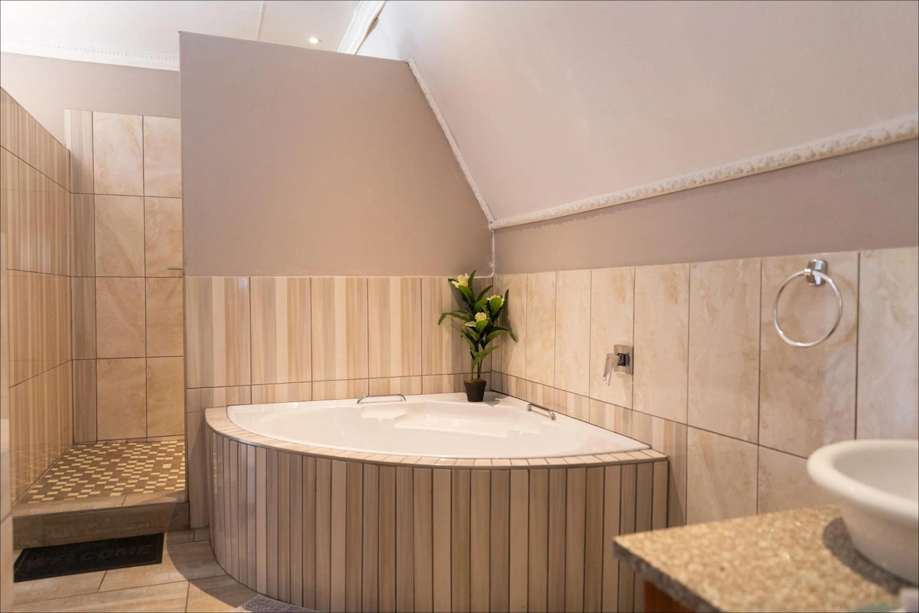 Bathroom in Lavender Hill Country Estate and Wedding Venue