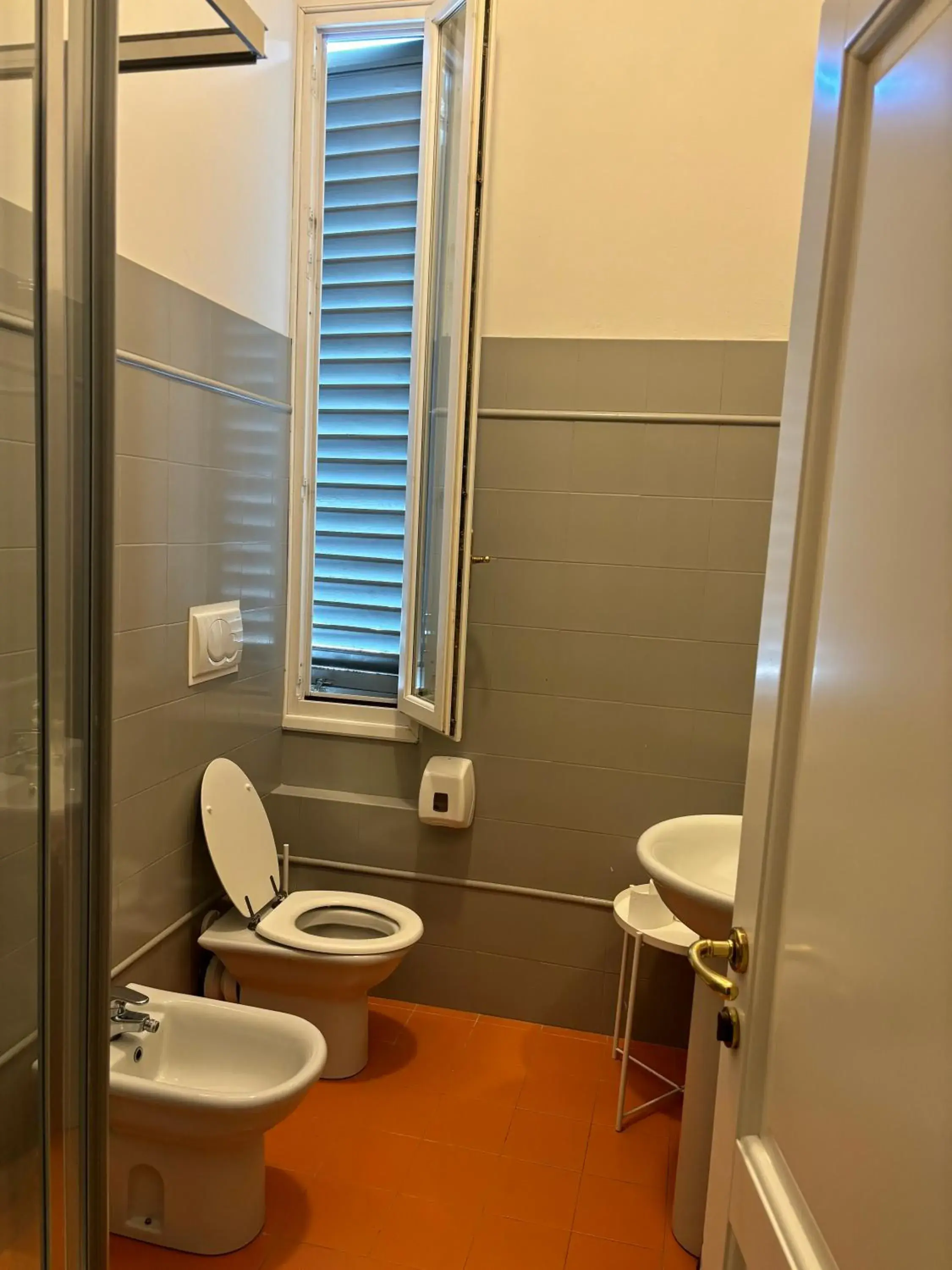 Standard Double Room with Shared Bathroom in Ostello Tasso Standard Double Room with Shared Bathroom in Ostello Tasso