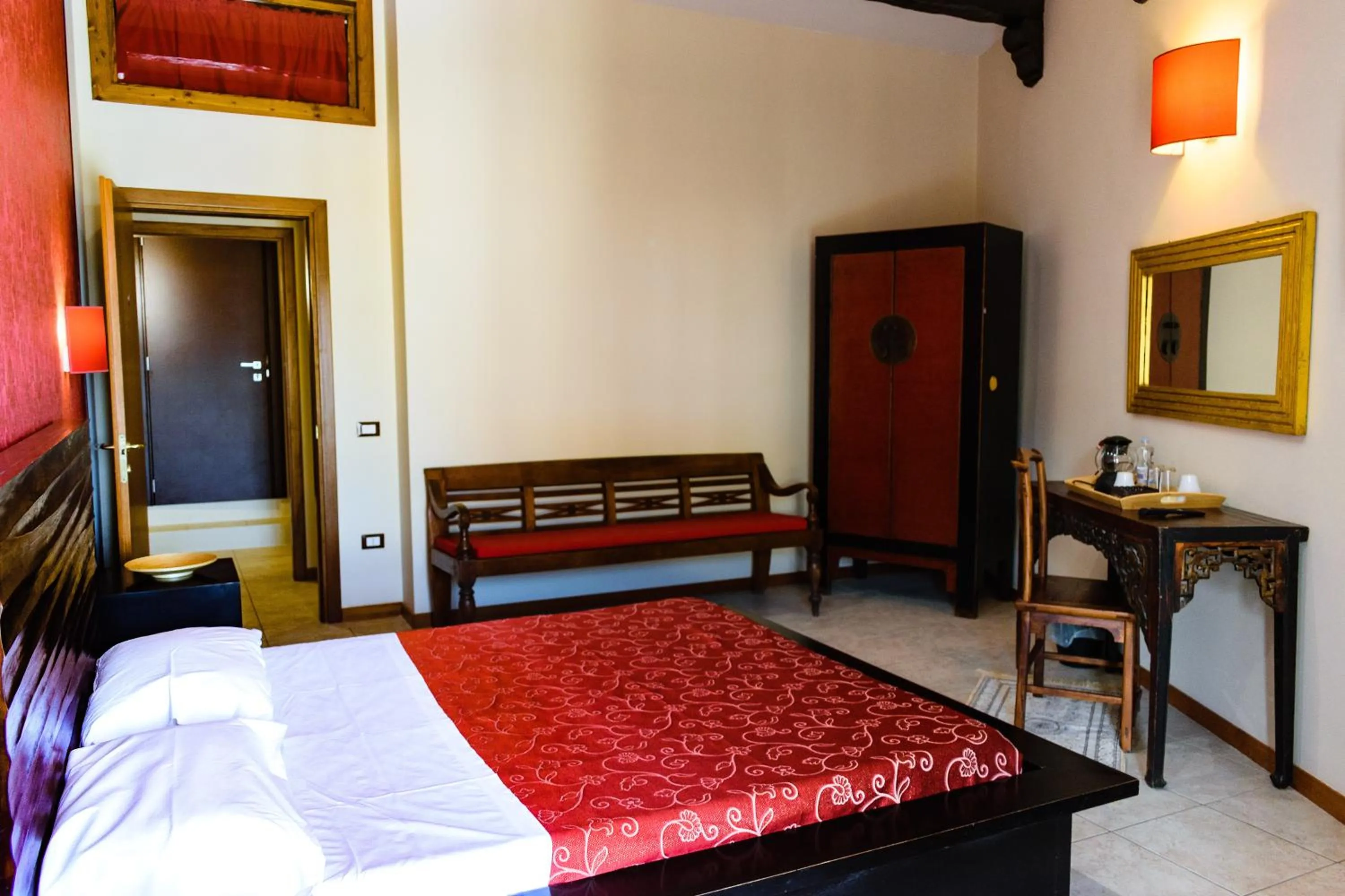 Photo of the whole room, Bed in B&B Muro Torto Lucera
