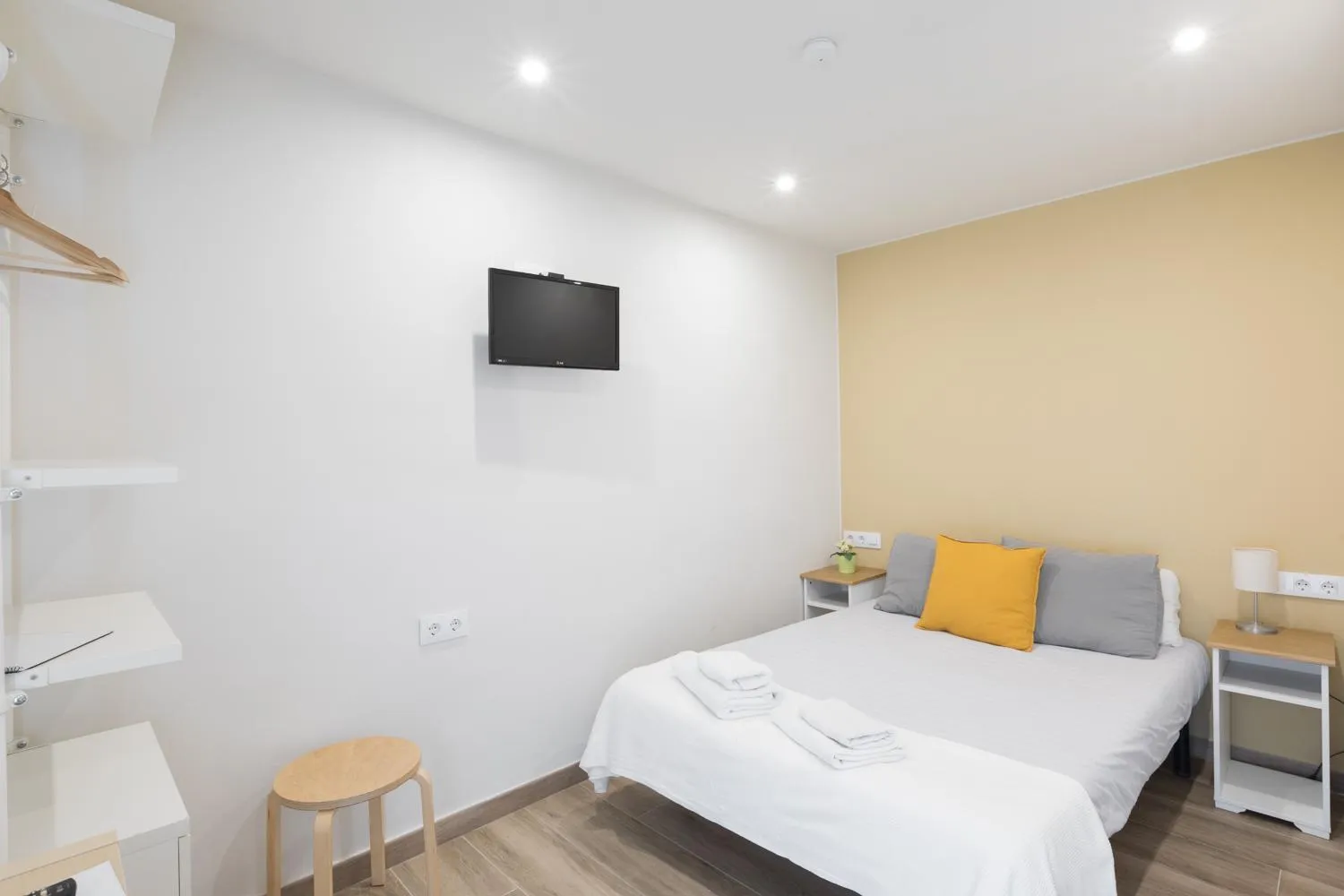 Bed in Hostal Oliveta