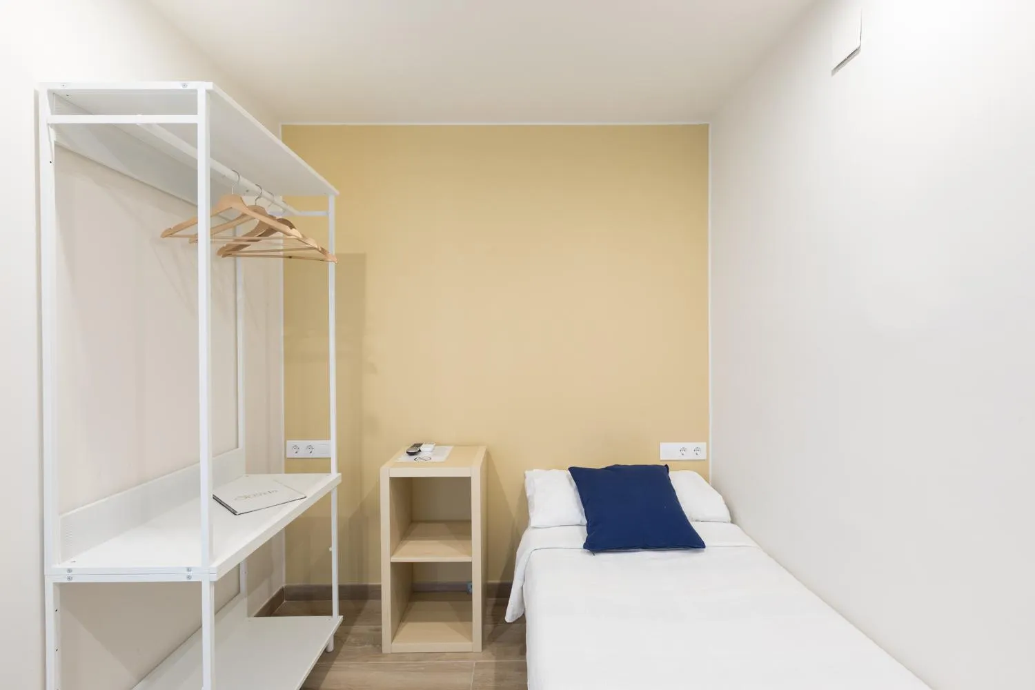 Bed in Hostal Oliveta