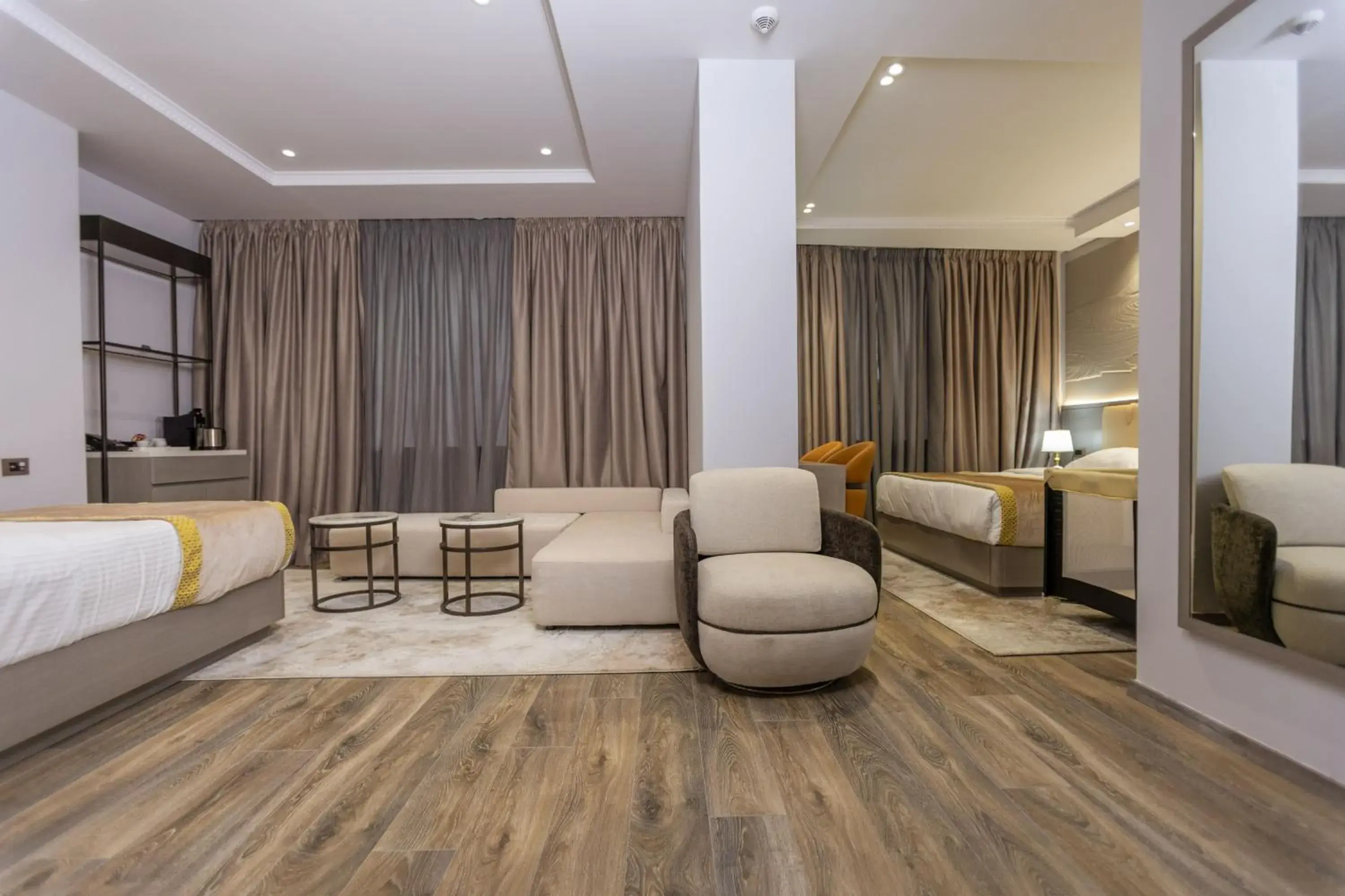 Superior Room in Shkodër Grand Hotel Europa Affiliated by Meliá Superior Room in Shkodër Grand Hotel Europa Affiliated by Meliá