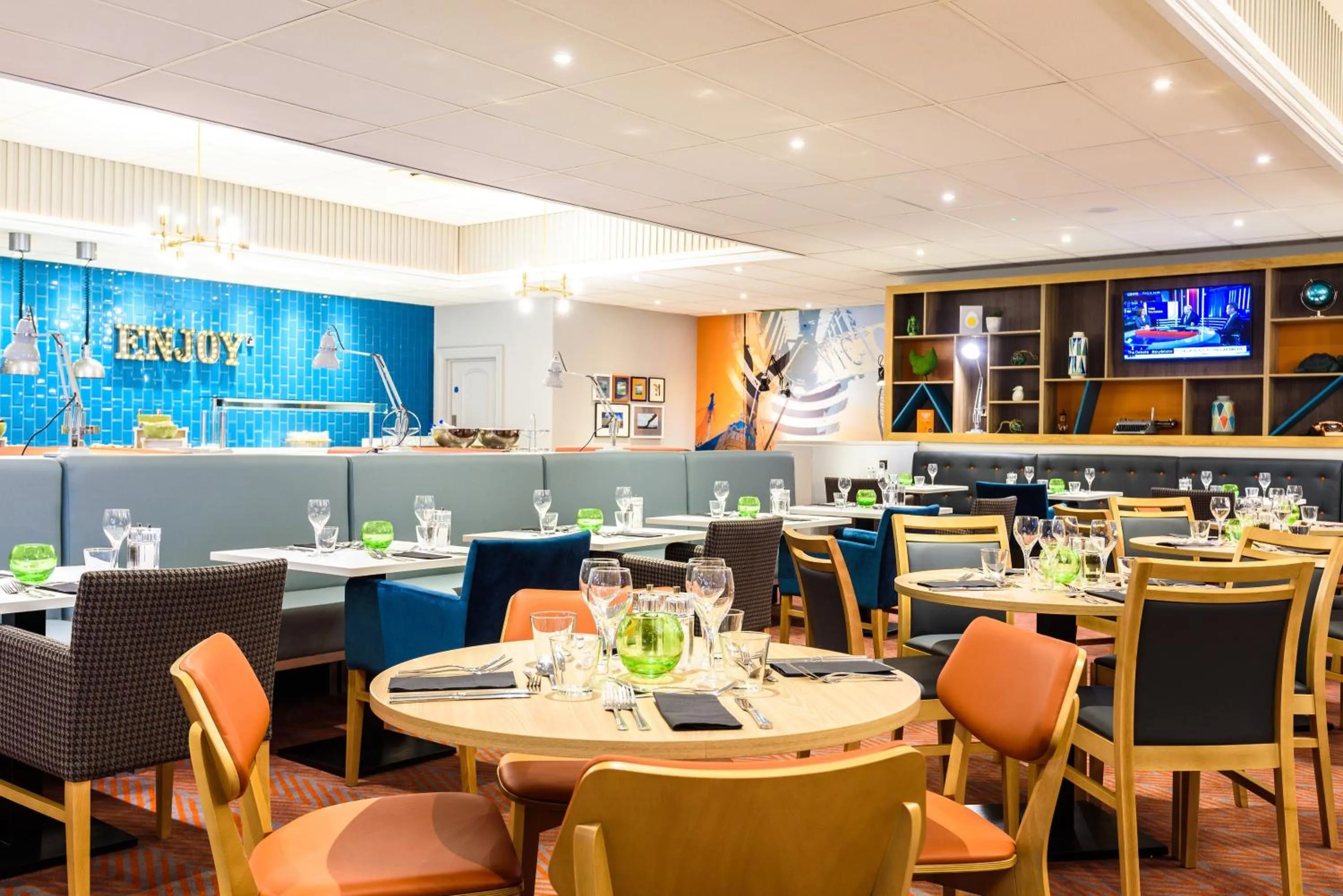 Restaurant/places to eat in Holiday Inn Portsmouth by IHG