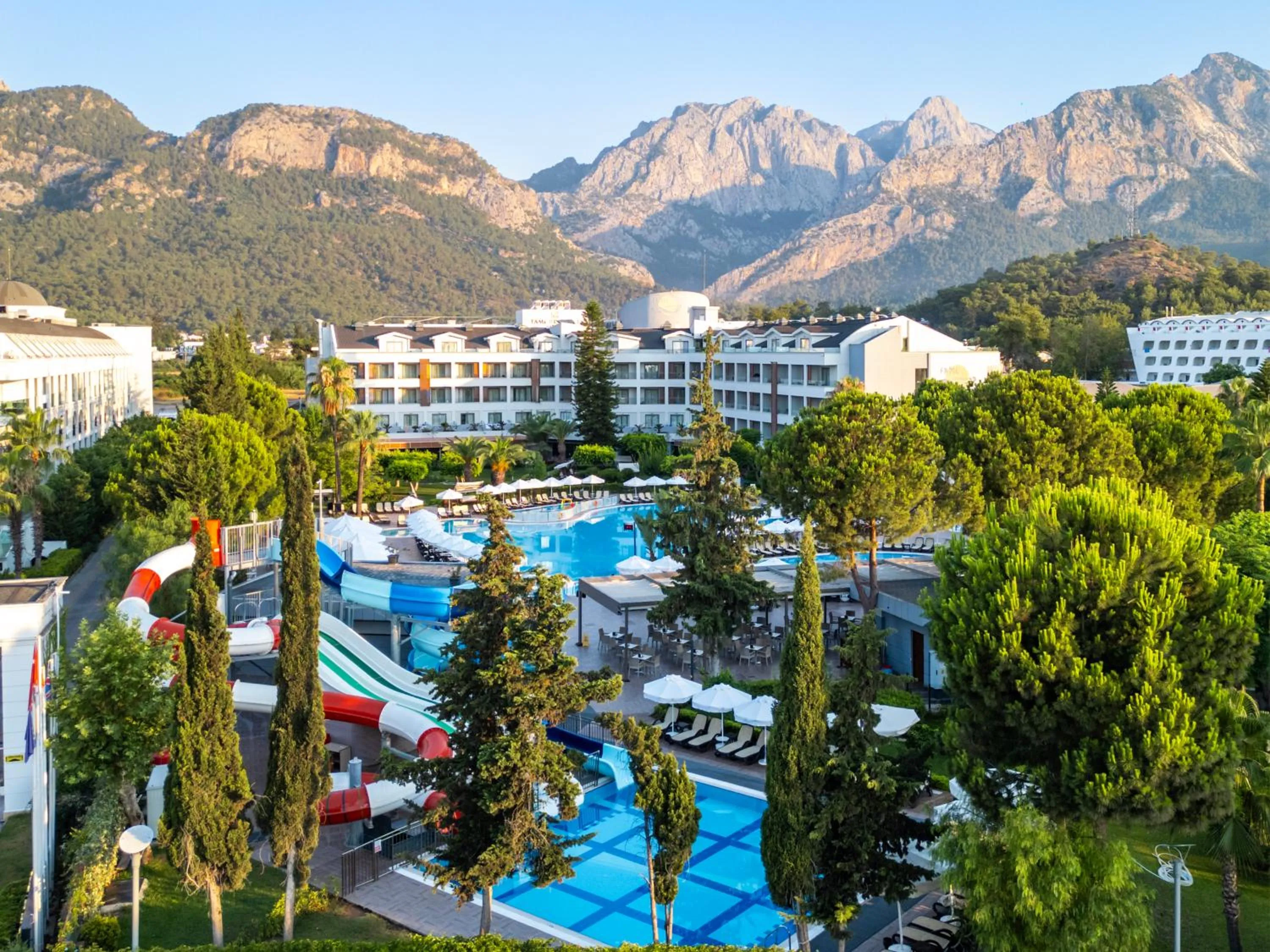 Swimming pool in Fame Residence Goynuk