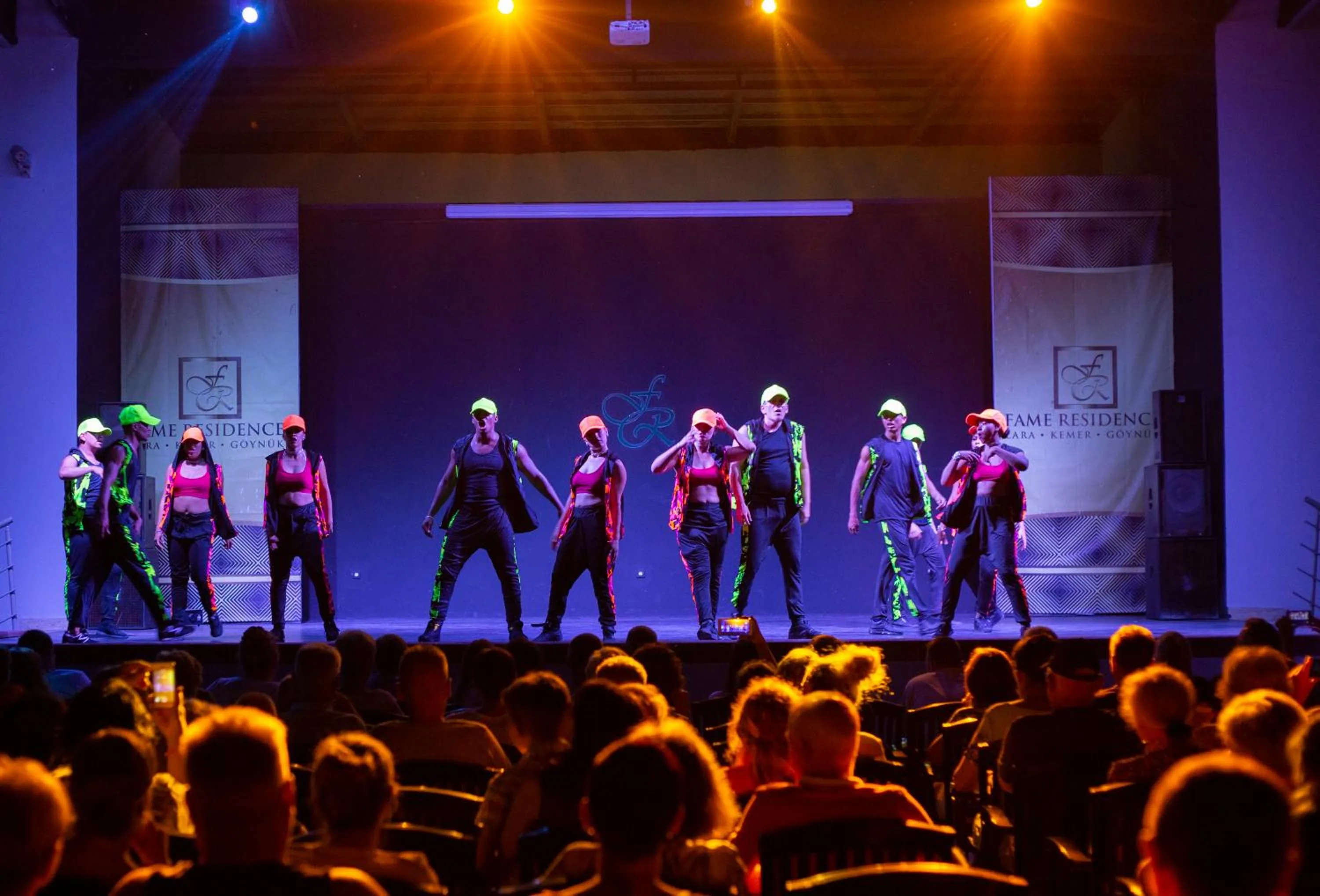 People in Fame Residence Goynuk