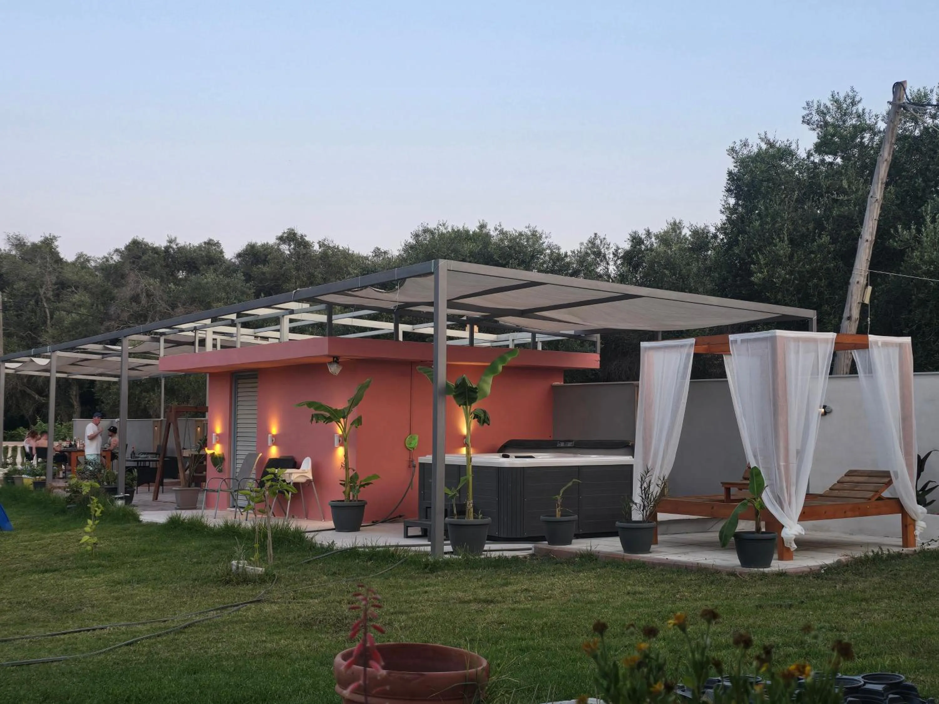 Garden view in Riposo Studios & Apartments