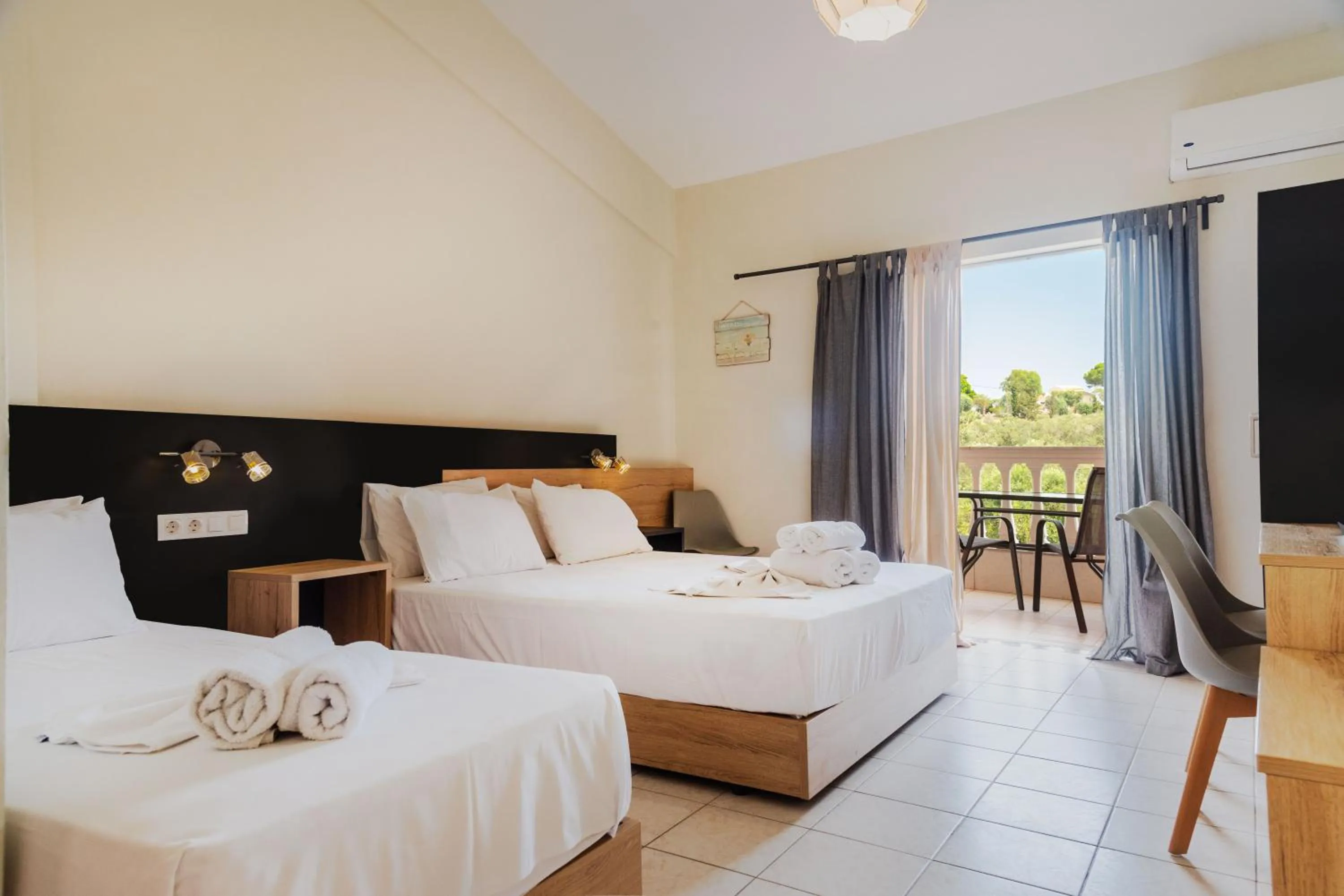 Bedroom, Bed in Riposo Studios & Apartments