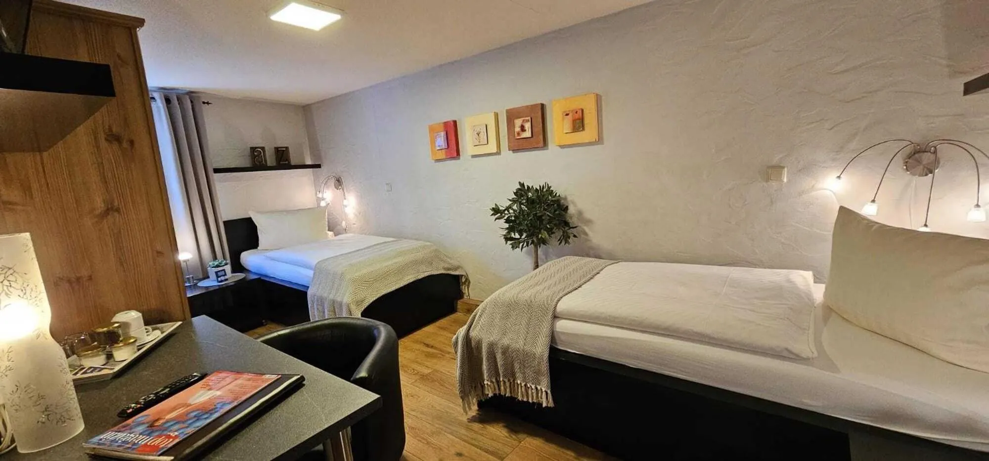 Bedroom, Bed in Hotelbetriebe Güldenhaupt GmbH