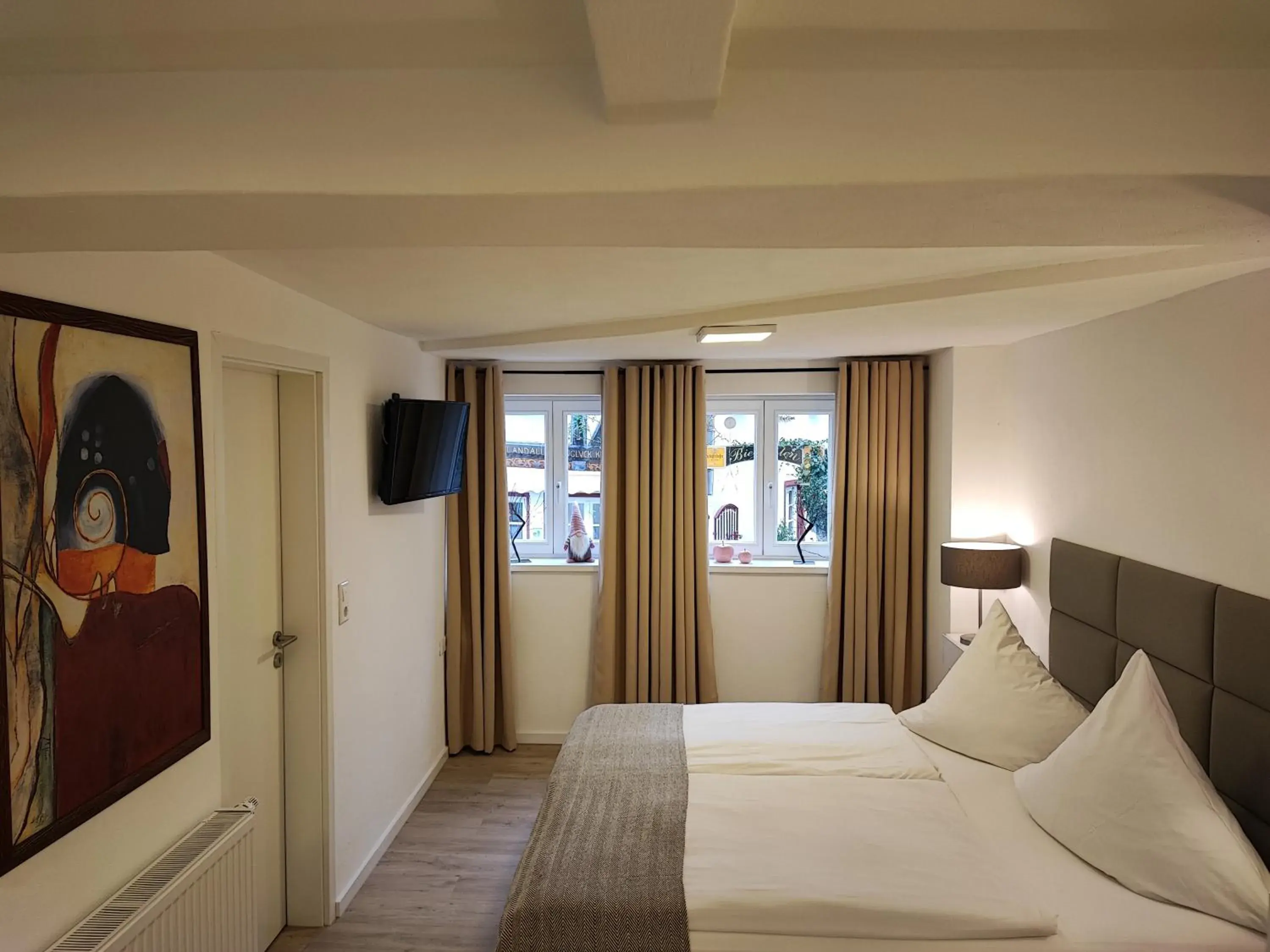 Bedroom, Bed in Hotelbetriebe Güldenhaupt GmbH Bedroom, Bed in Hotelbetriebe Güldenhaupt GmbH