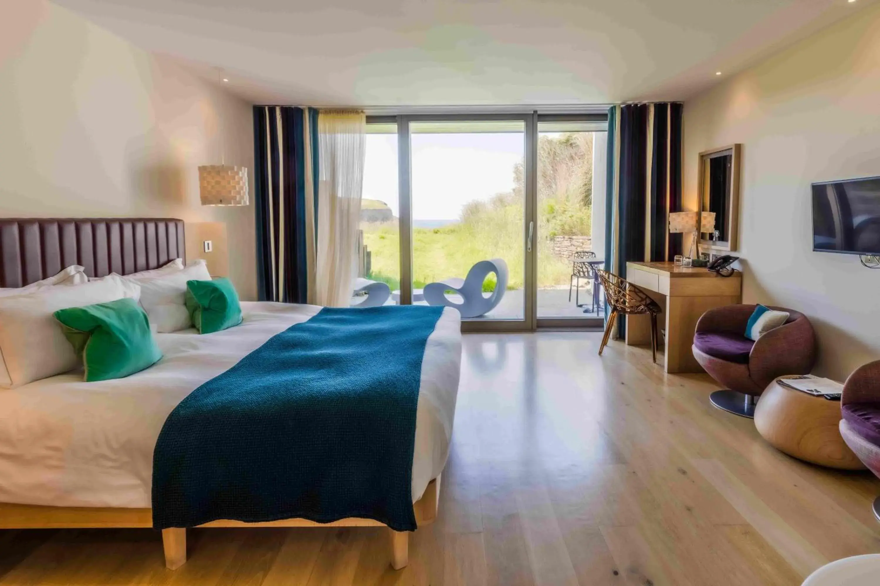 Generous King/Twin in Scarlet Hotel - Adults Only Generous King/Twin in Scarlet Hotel - Adults Only