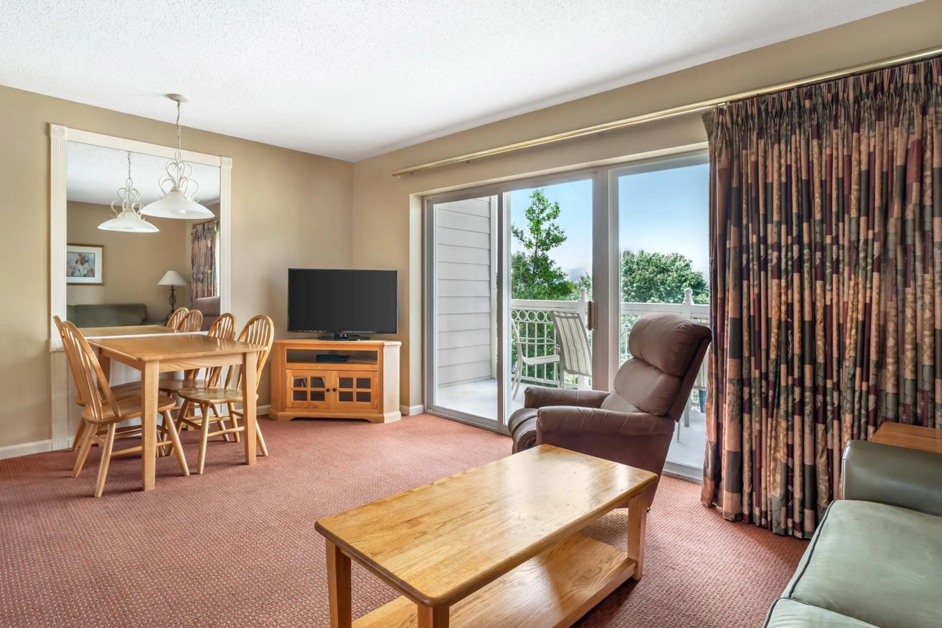 TV and multimedia in Sunrise Ridge Resort