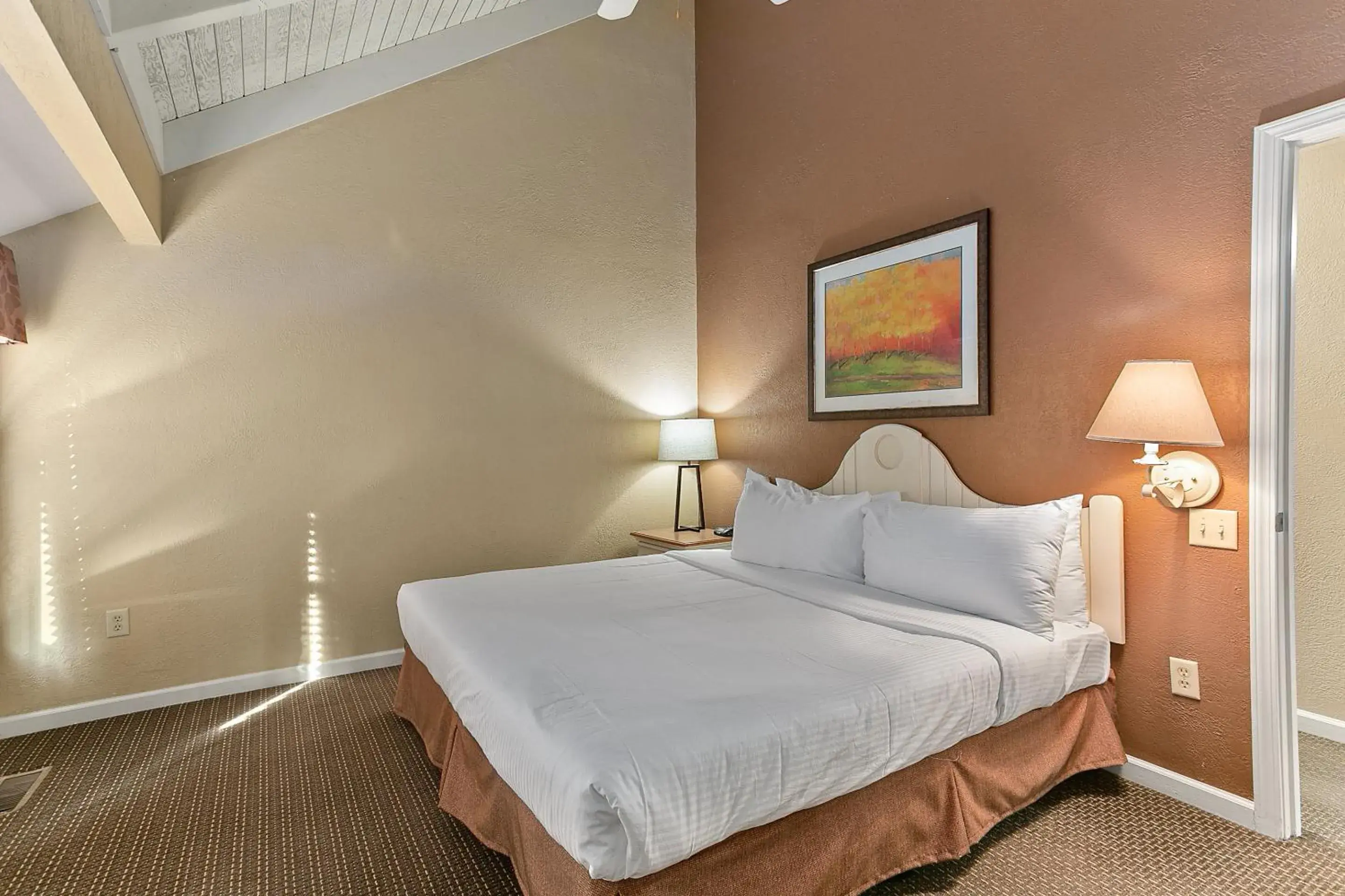 Bed in Sunrise Ridge Resort Bed in Sunrise Ridge Resort