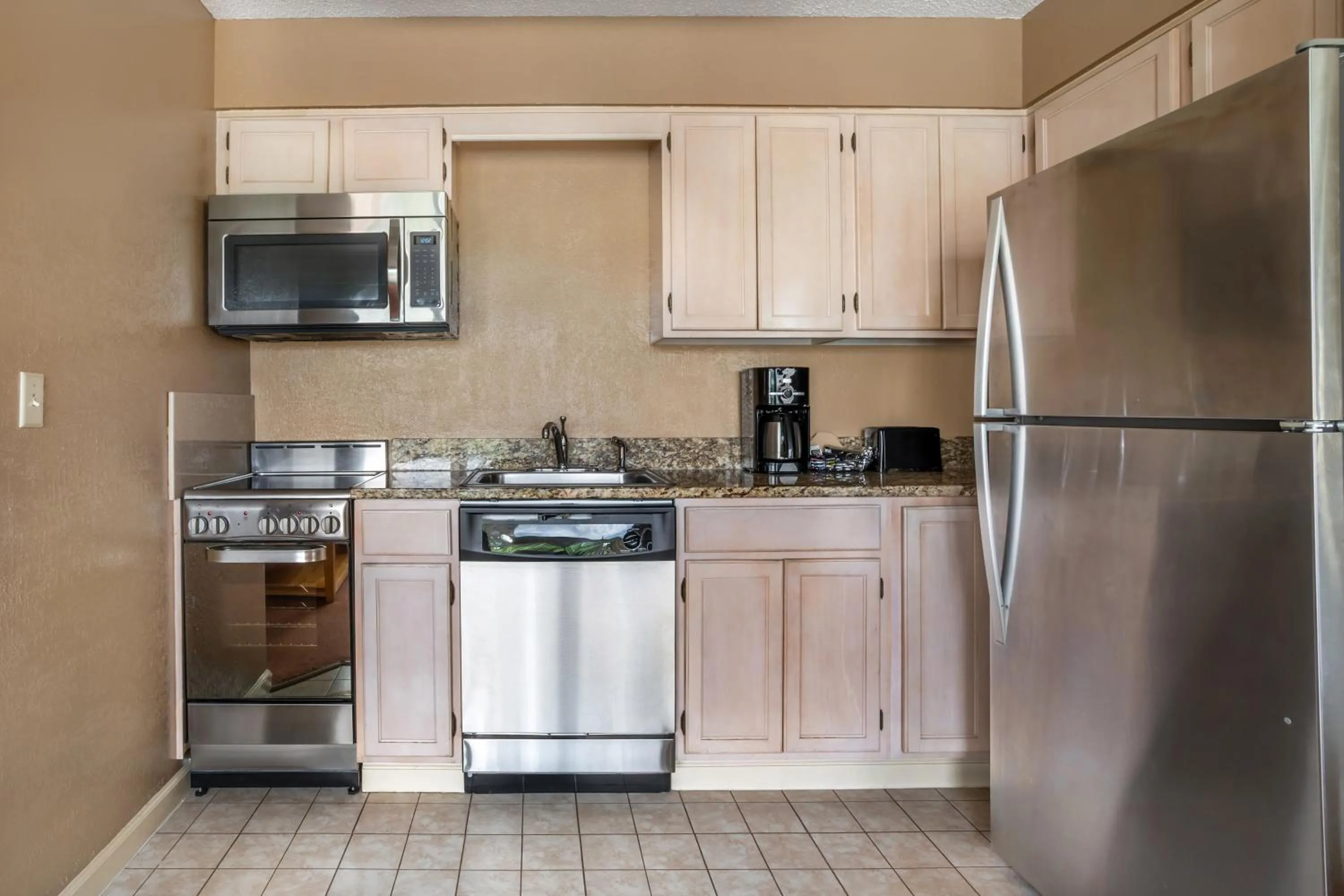 Coffee/tea facilities in Sunrise Ridge Resort