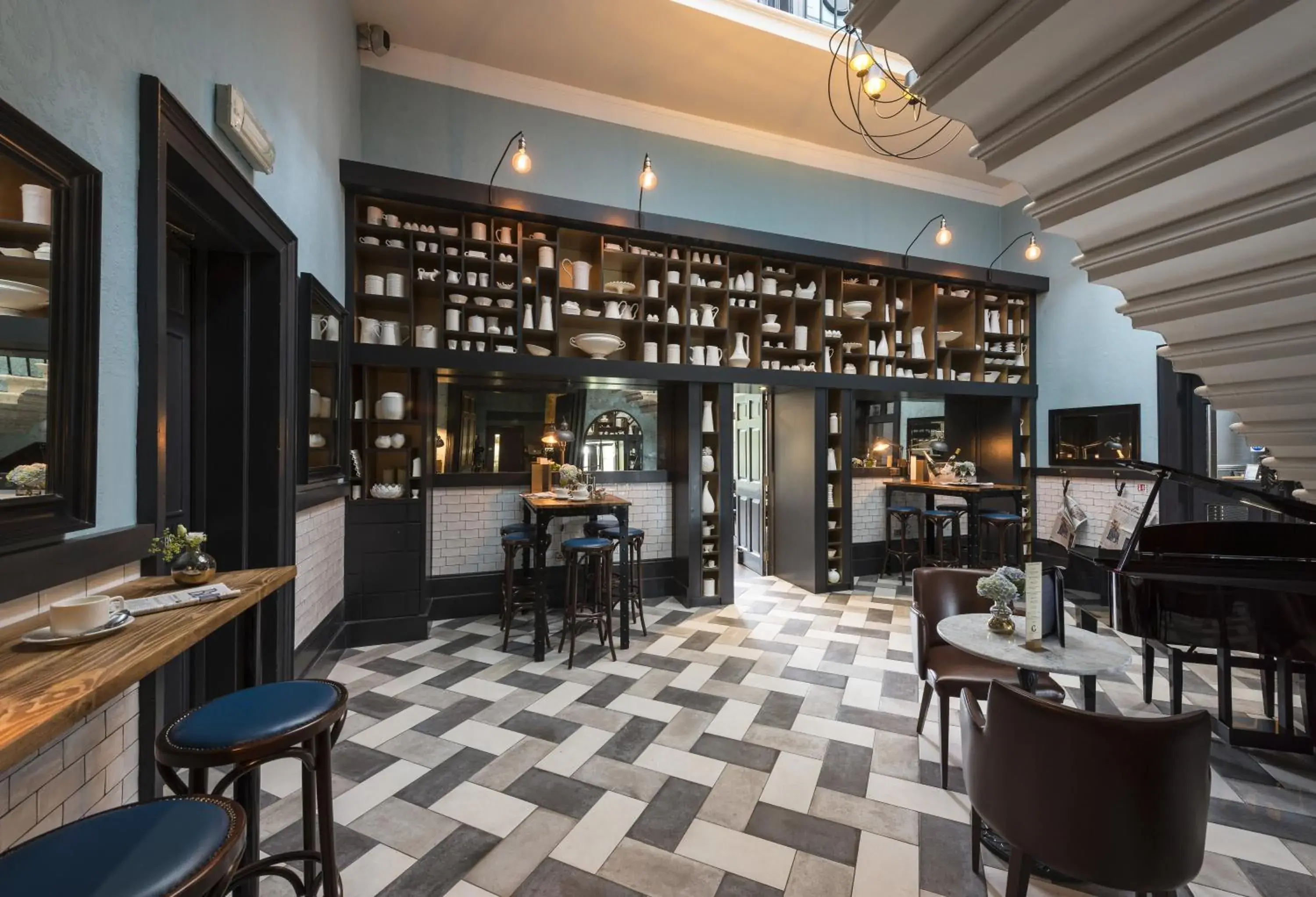 Lounge or bar in The Churchill Hotel Lounge or bar in The Churchill Hotel