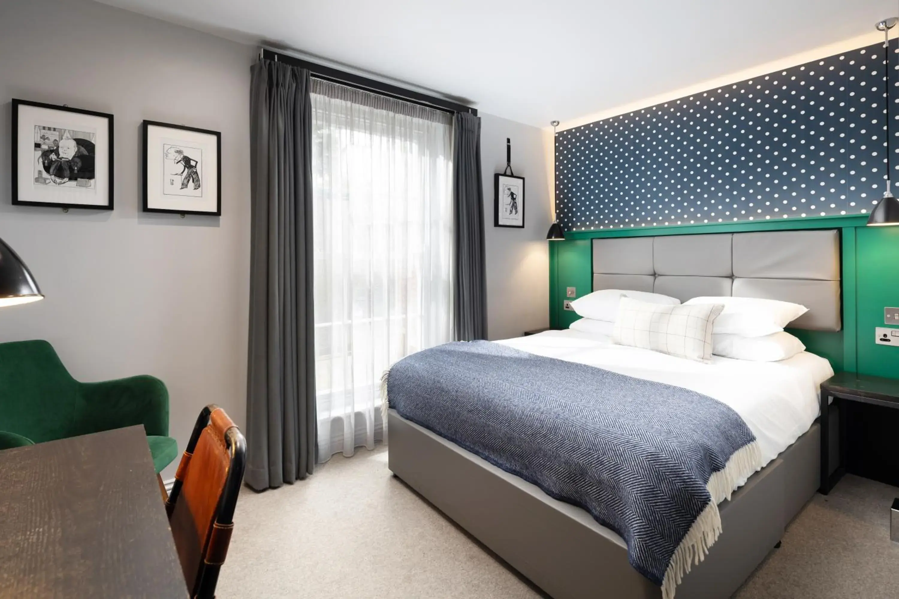 Small Double Room in The Churchill Hotel Small Double Room in The Churchill Hotel