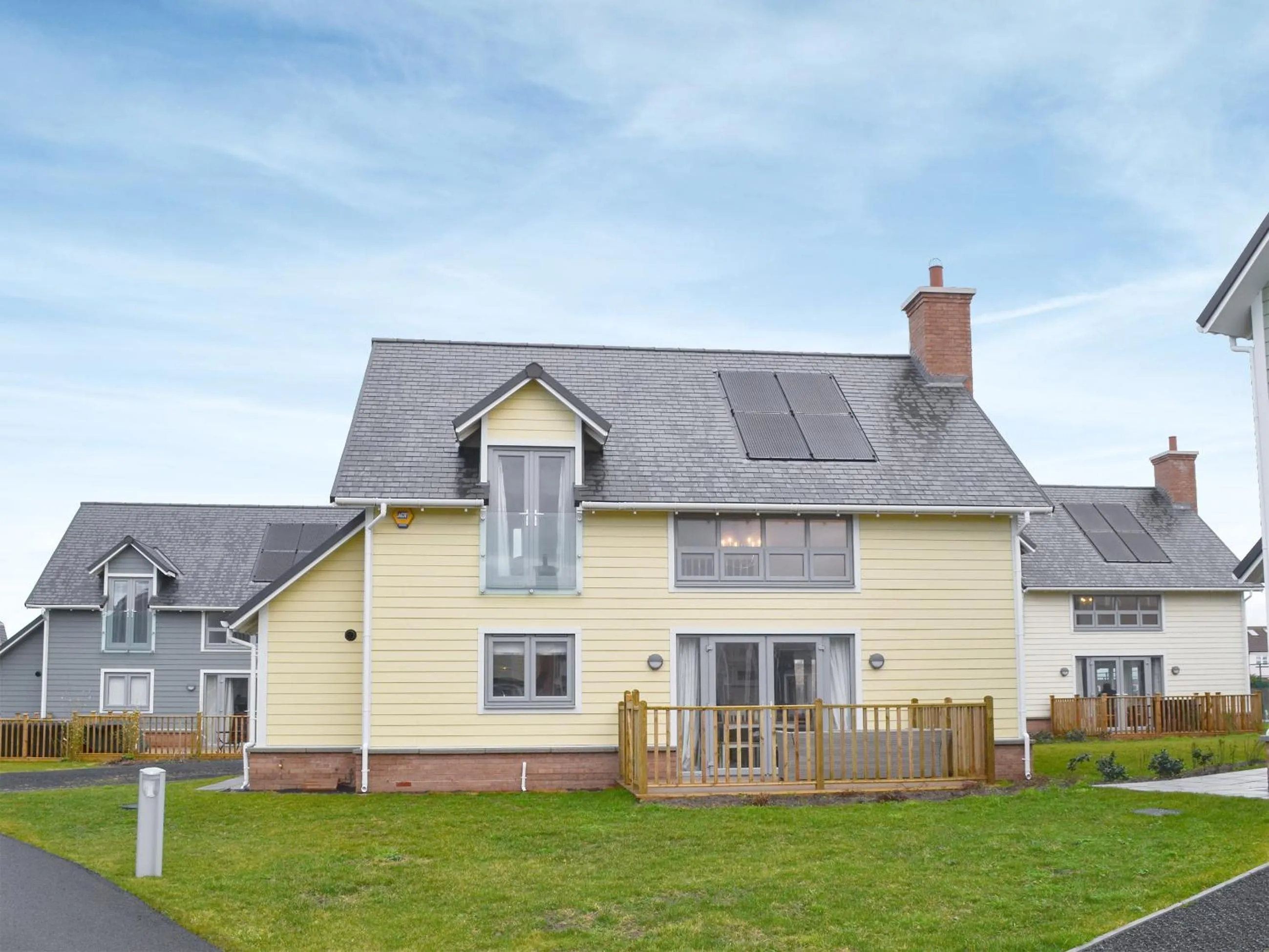 Property building in Dune View