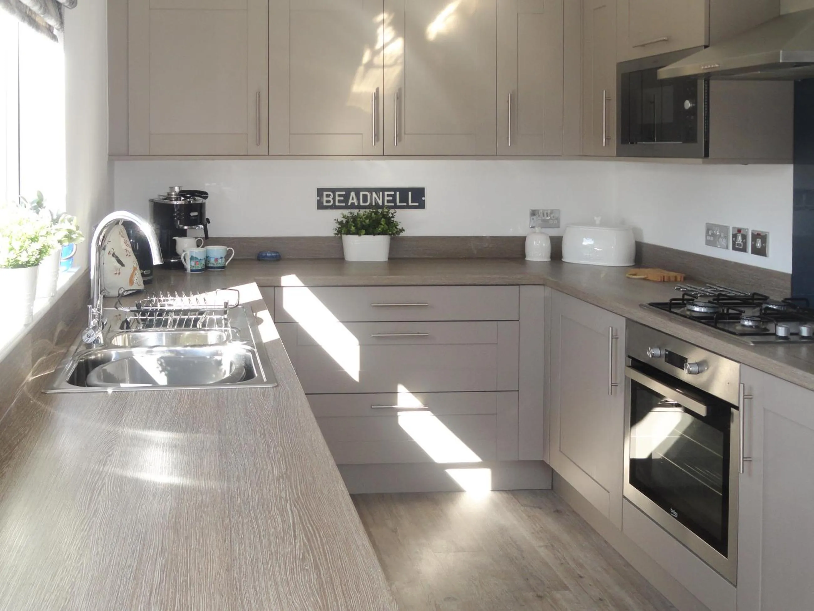 Kitchen or kitchenette in Dune View
