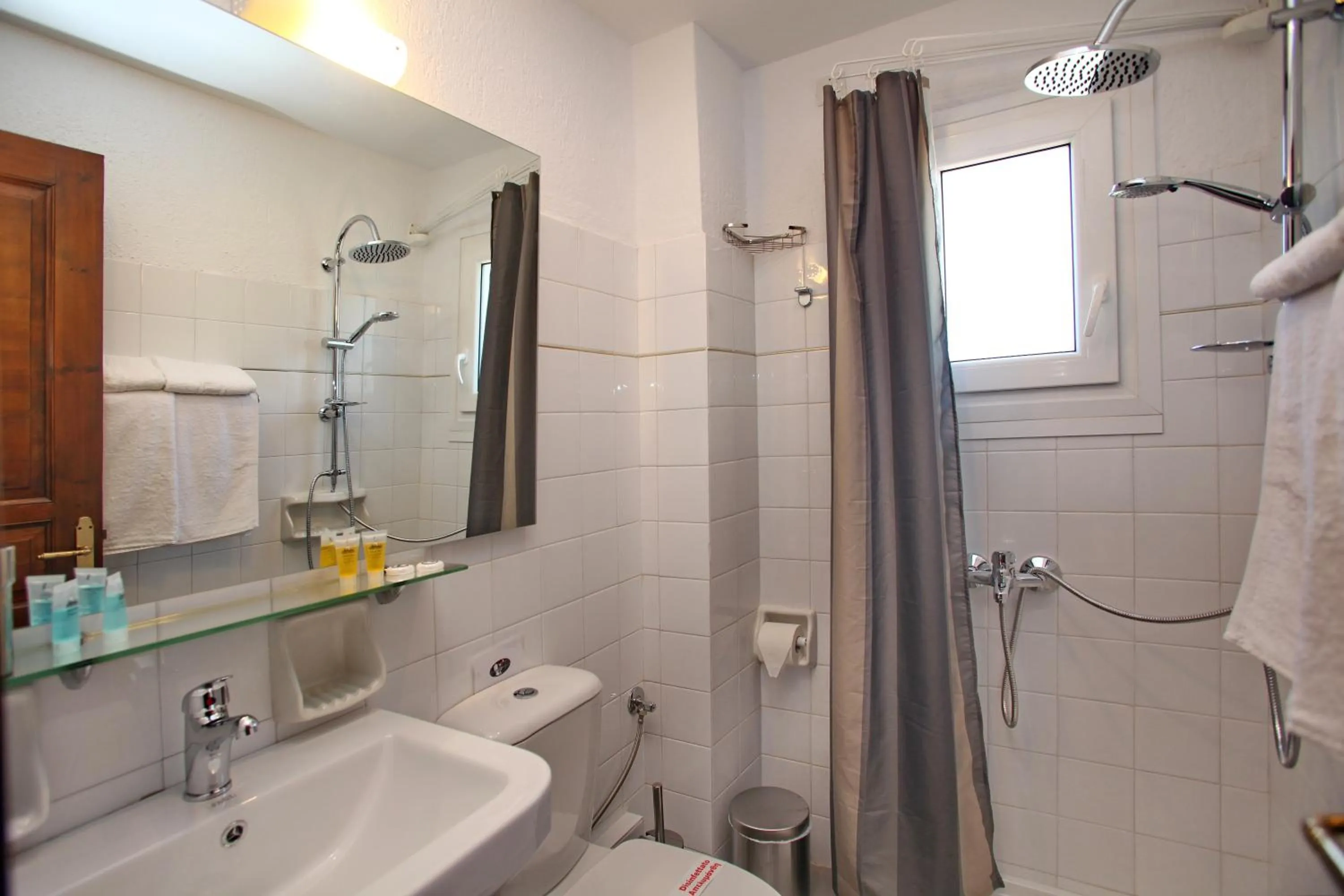 Bathroom in Hotel Anelli