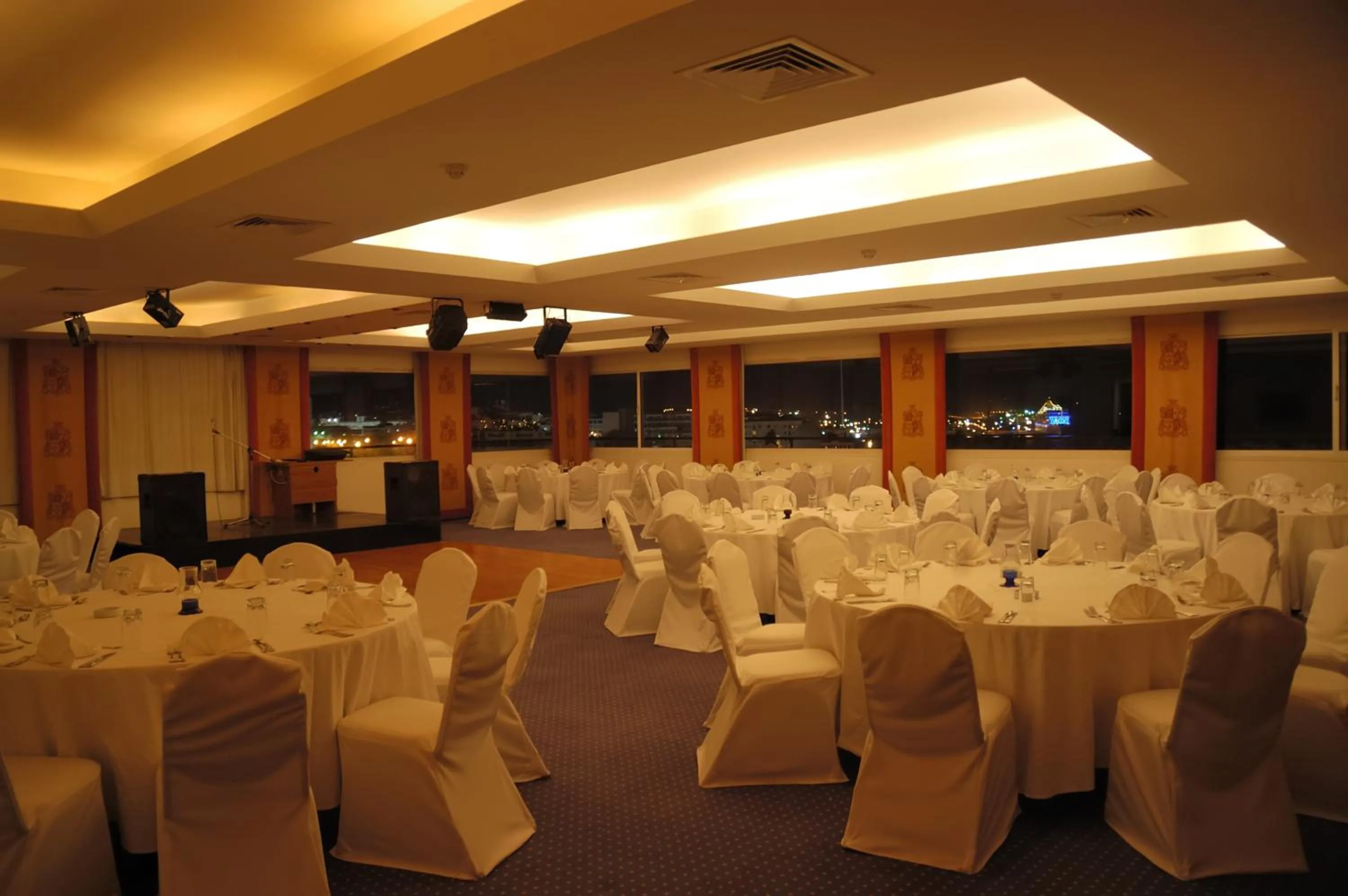 Buffet breakfast in Mina Hotel