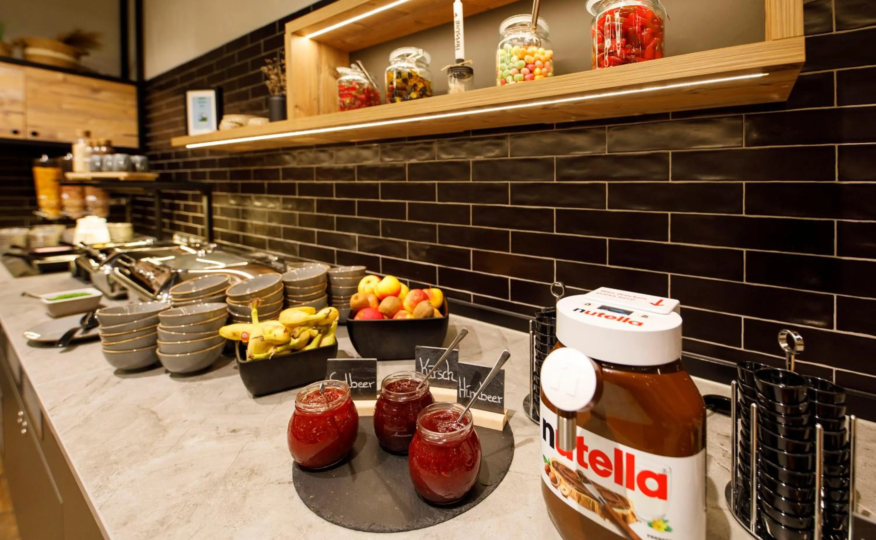 Buffet breakfast in Kedi Hotel Papenburg