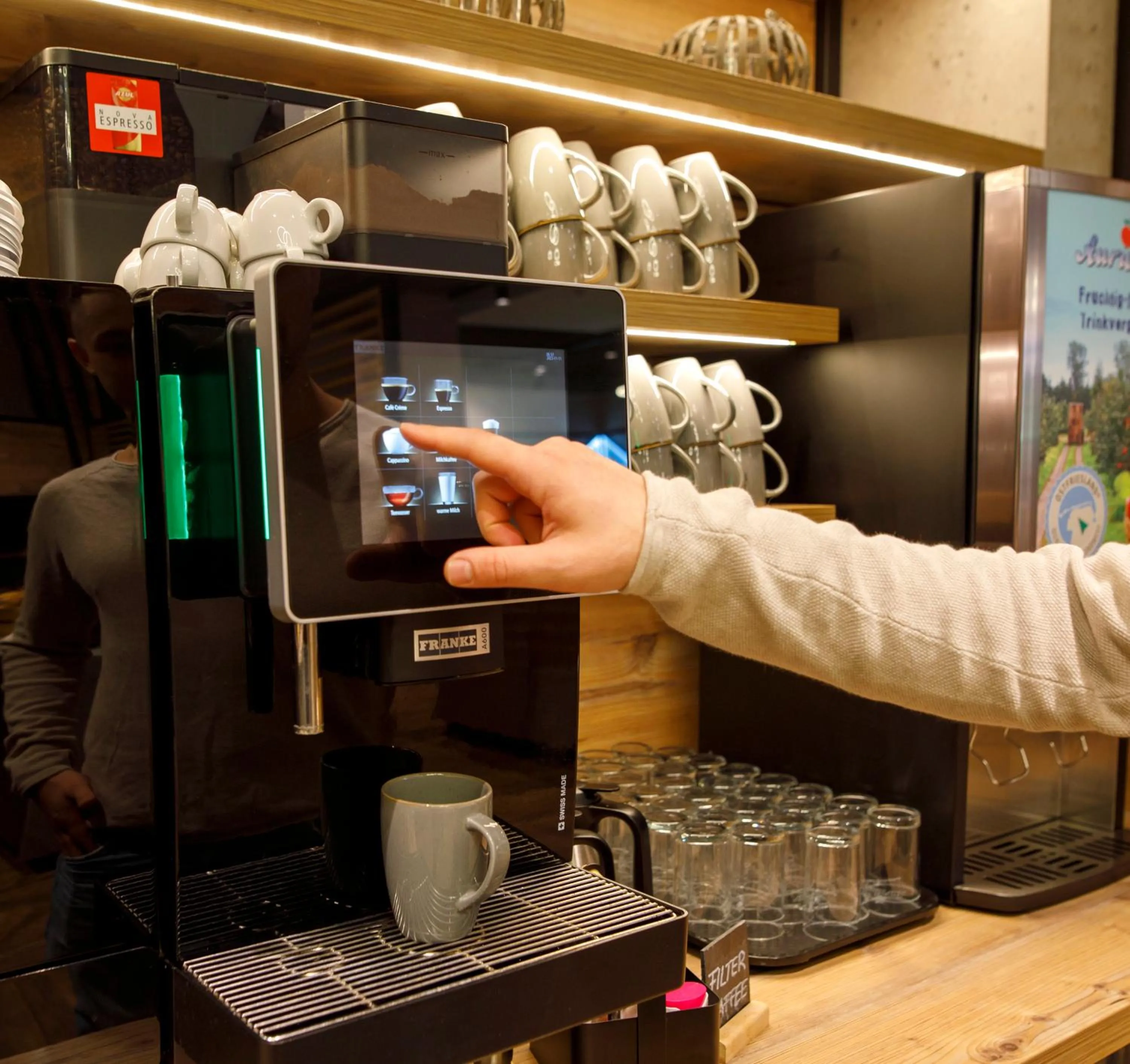 Breakfast in Kedi Hotel Papenburg