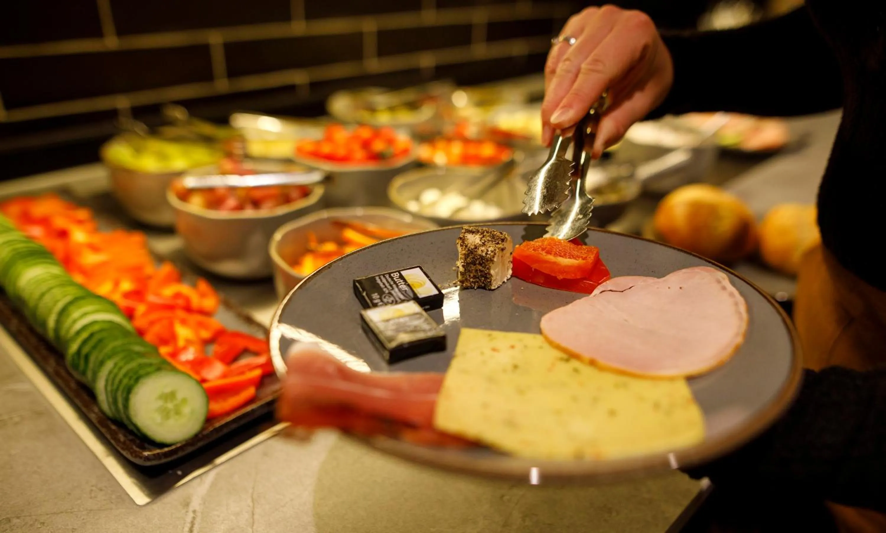 Buffet breakfast in Kedi Hotel Papenburg
