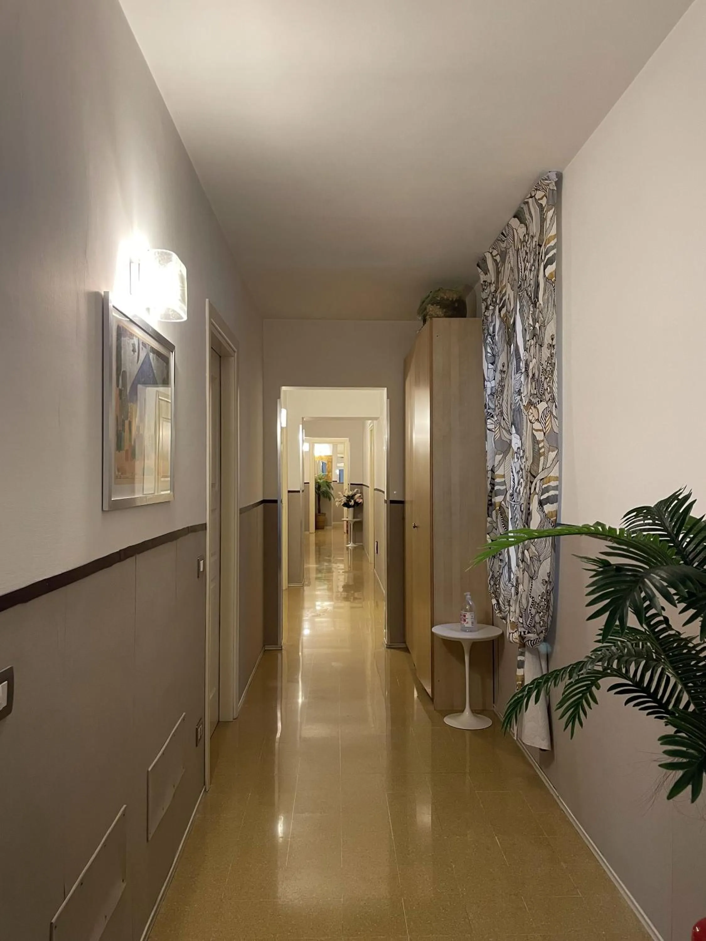 Decorative detail in Resort CostantiNapoli 27