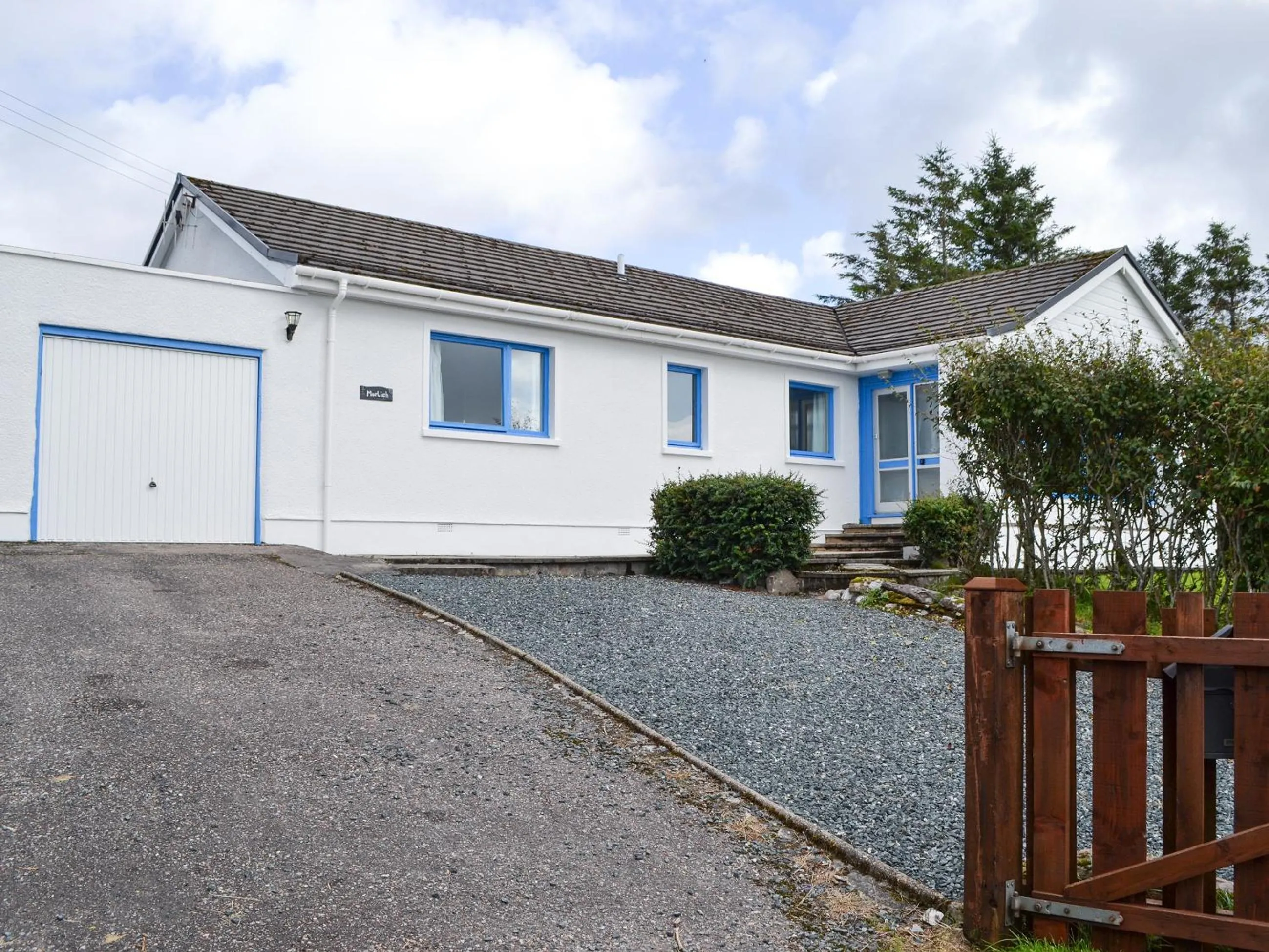 Property building in Morlich