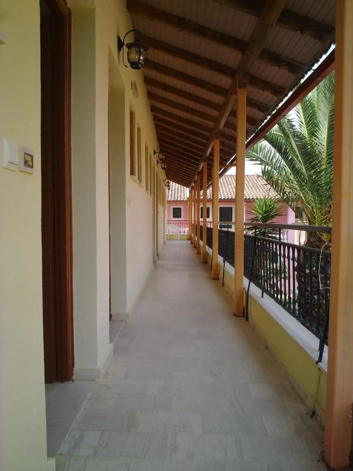 Facade/entrance in Sophie Studios