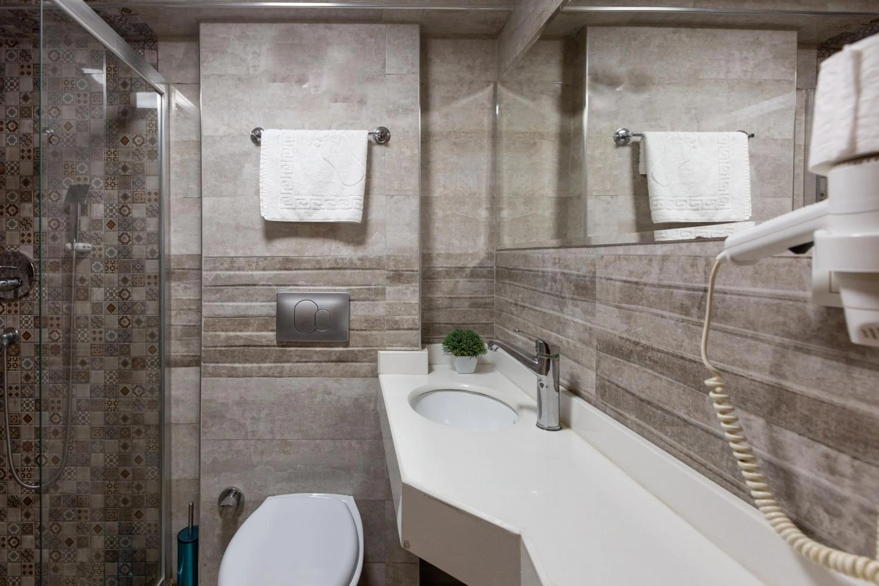 Shower in Sirkeci Ersu Hotel & SPA