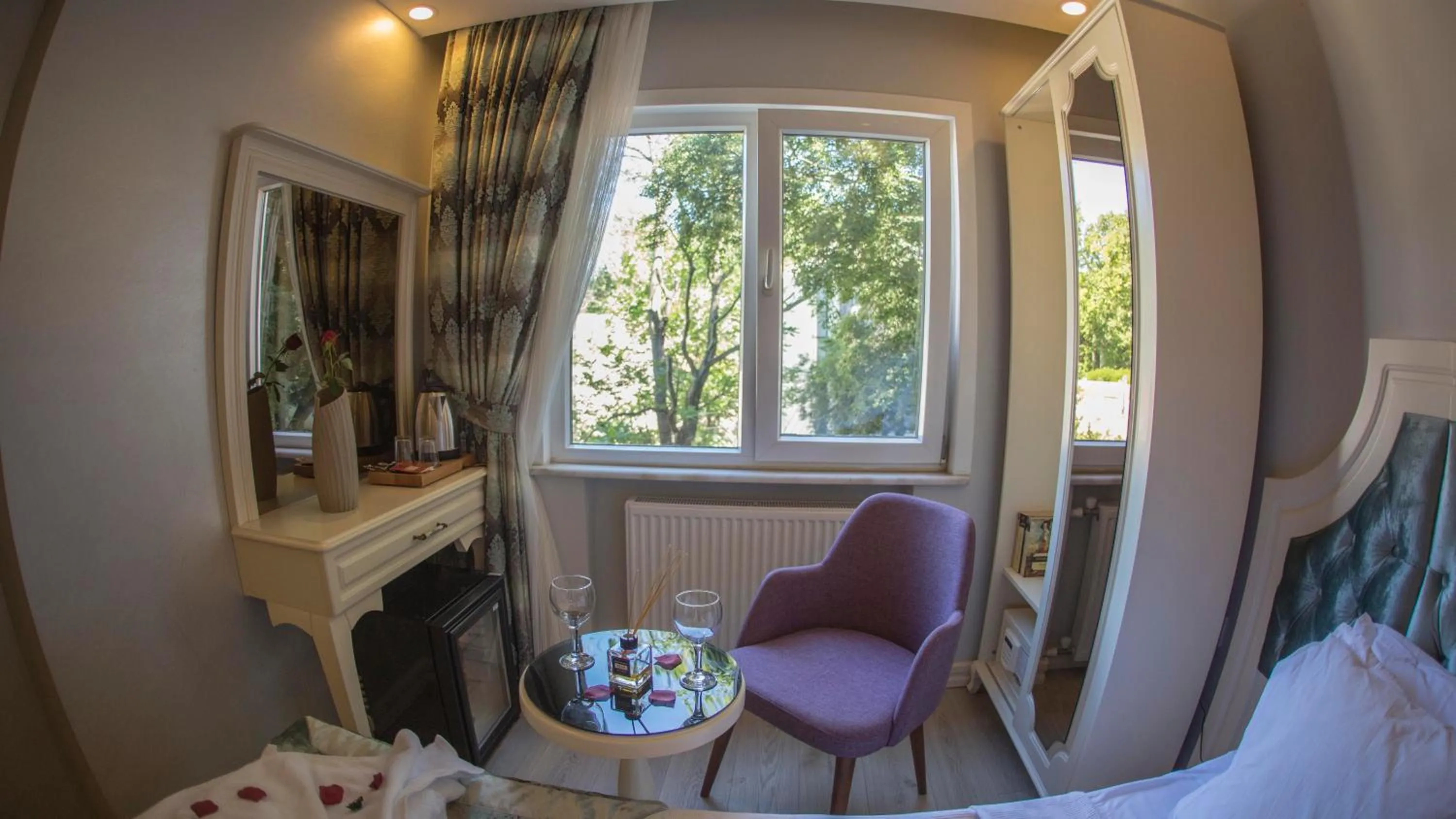 Garden view in Sirkeci Ersu Hotel & SPA